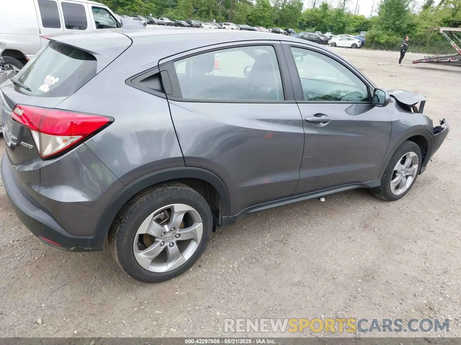 4 Photograph of a damaged car 3CZRU6H31MM744300 HONDA HR-V 2021
