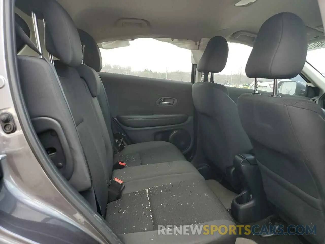 11 Photograph of a damaged car 3CZRU6H32MM738747 HONDA HR-V 2021