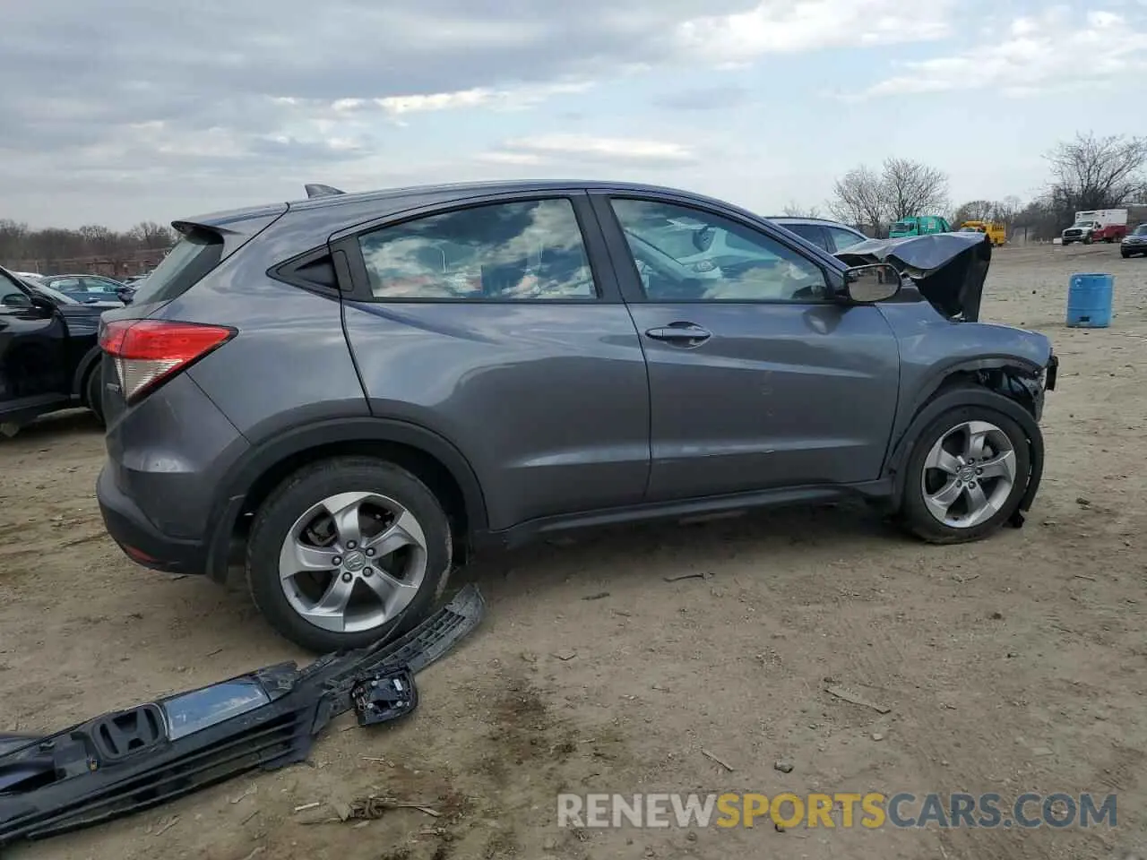 3 Photograph of a damaged car 3CZRU6H32MM738747 HONDA HR-V 2021