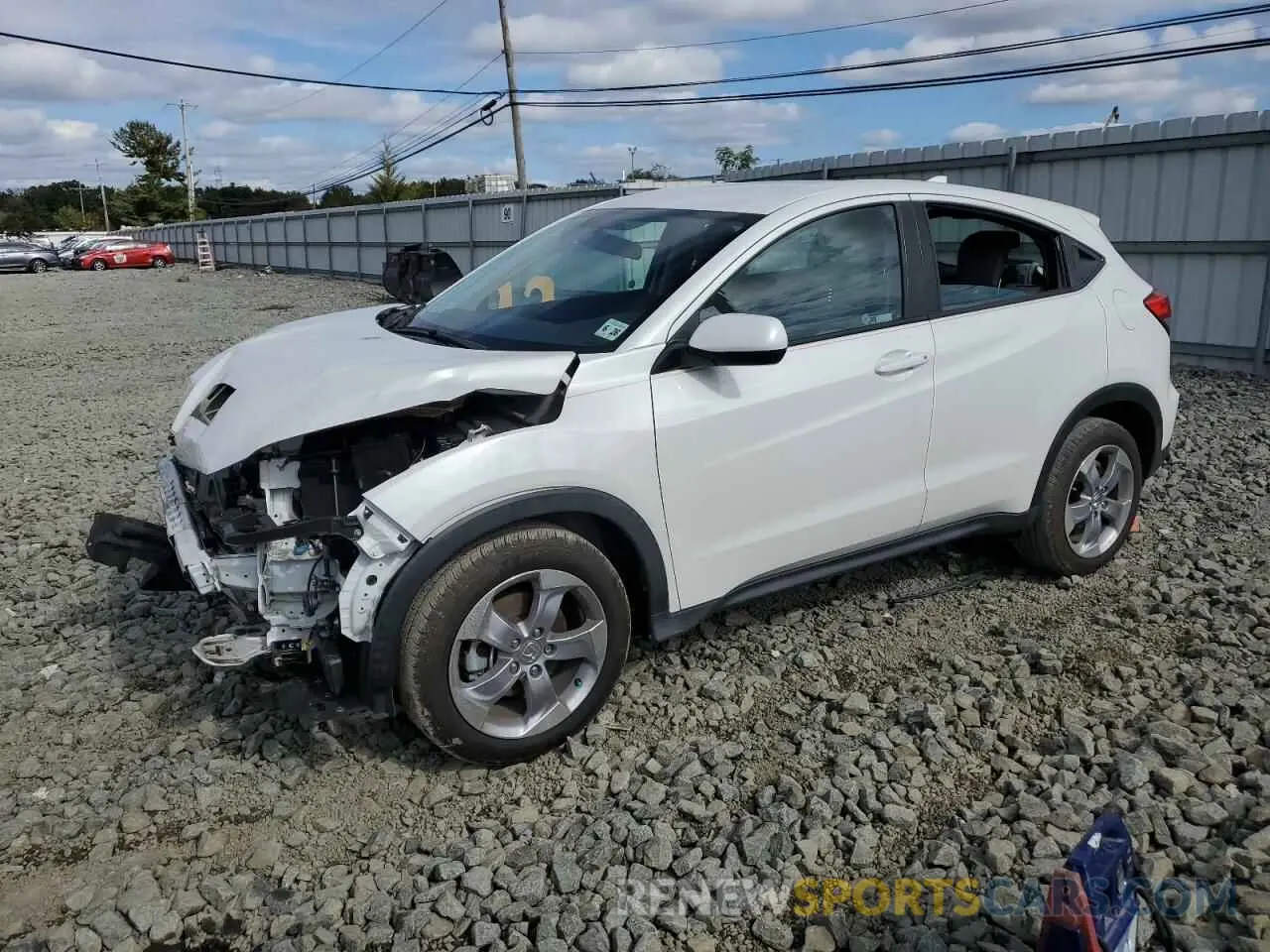 1 Photograph of a damaged car 3CZRU6H32MM742801 HONDA HR-V 2021