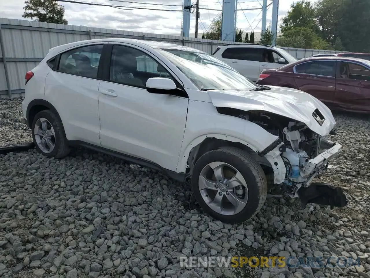 4 Photograph of a damaged car 3CZRU6H32MM742801 HONDA HR-V 2021