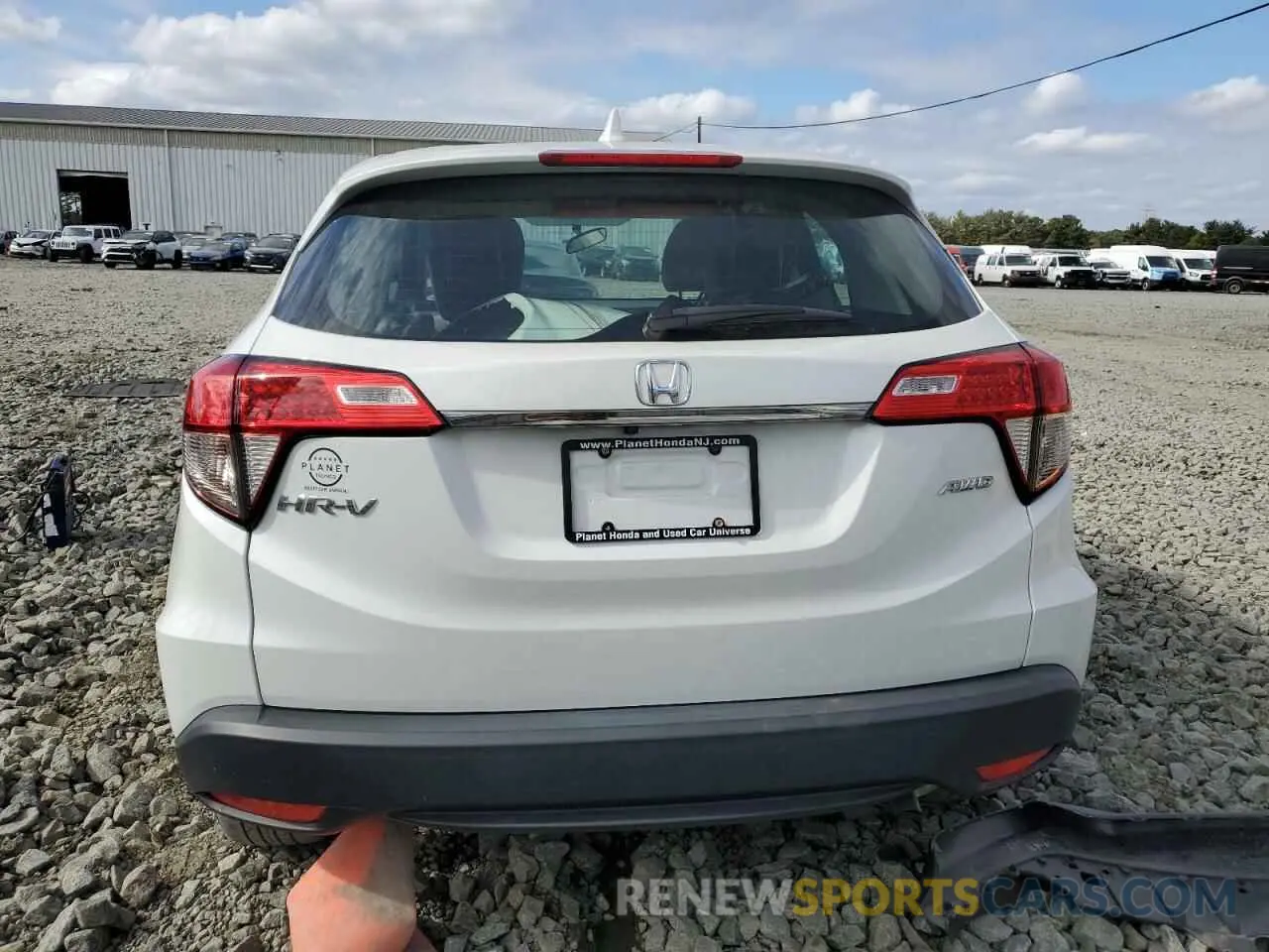 6 Photograph of a damaged car 3CZRU6H32MM742801 HONDA HR-V 2021