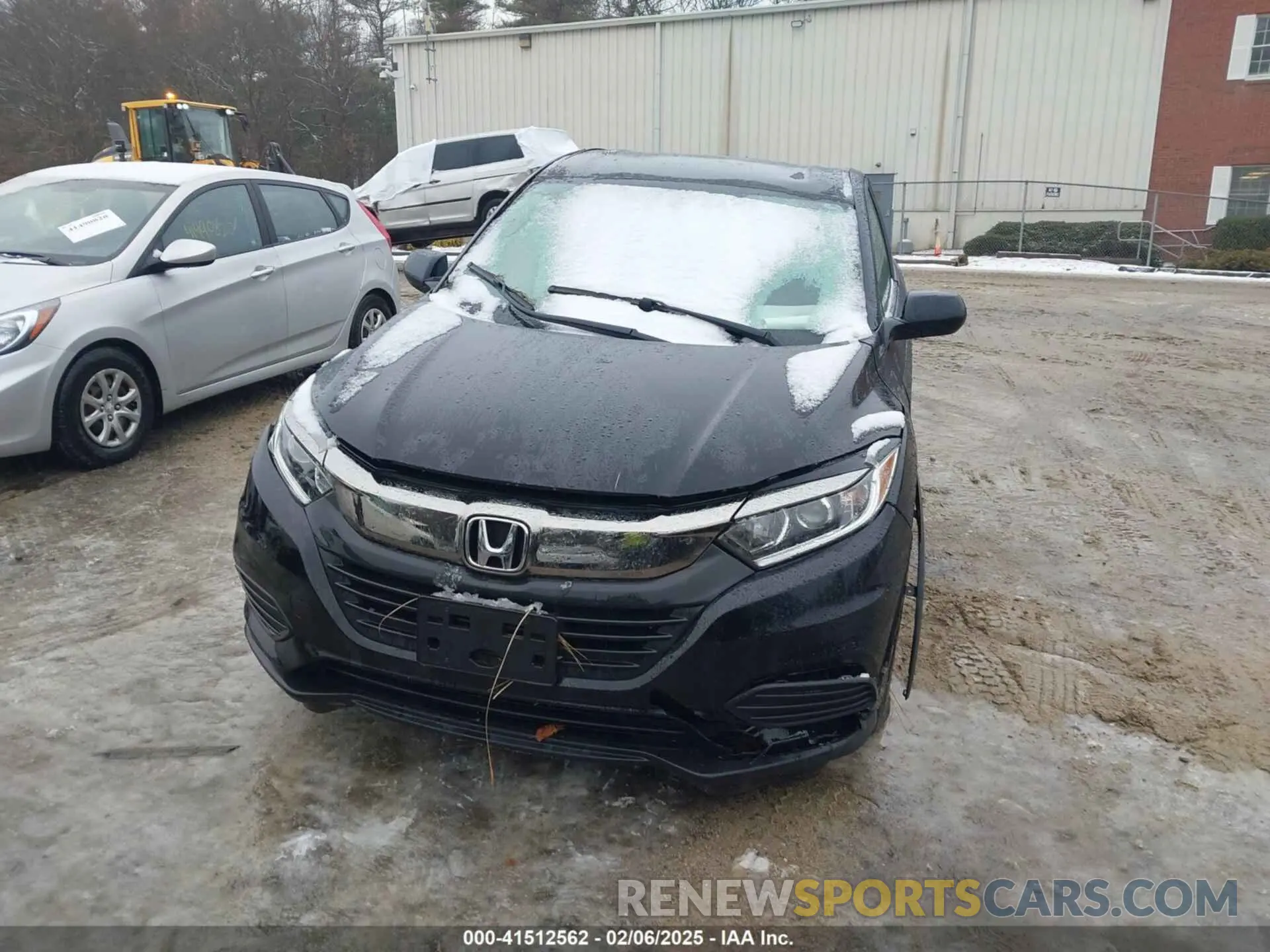 11 Photograph of a damaged car 3CZRU6H32MM747657 HONDA HR-V 2021