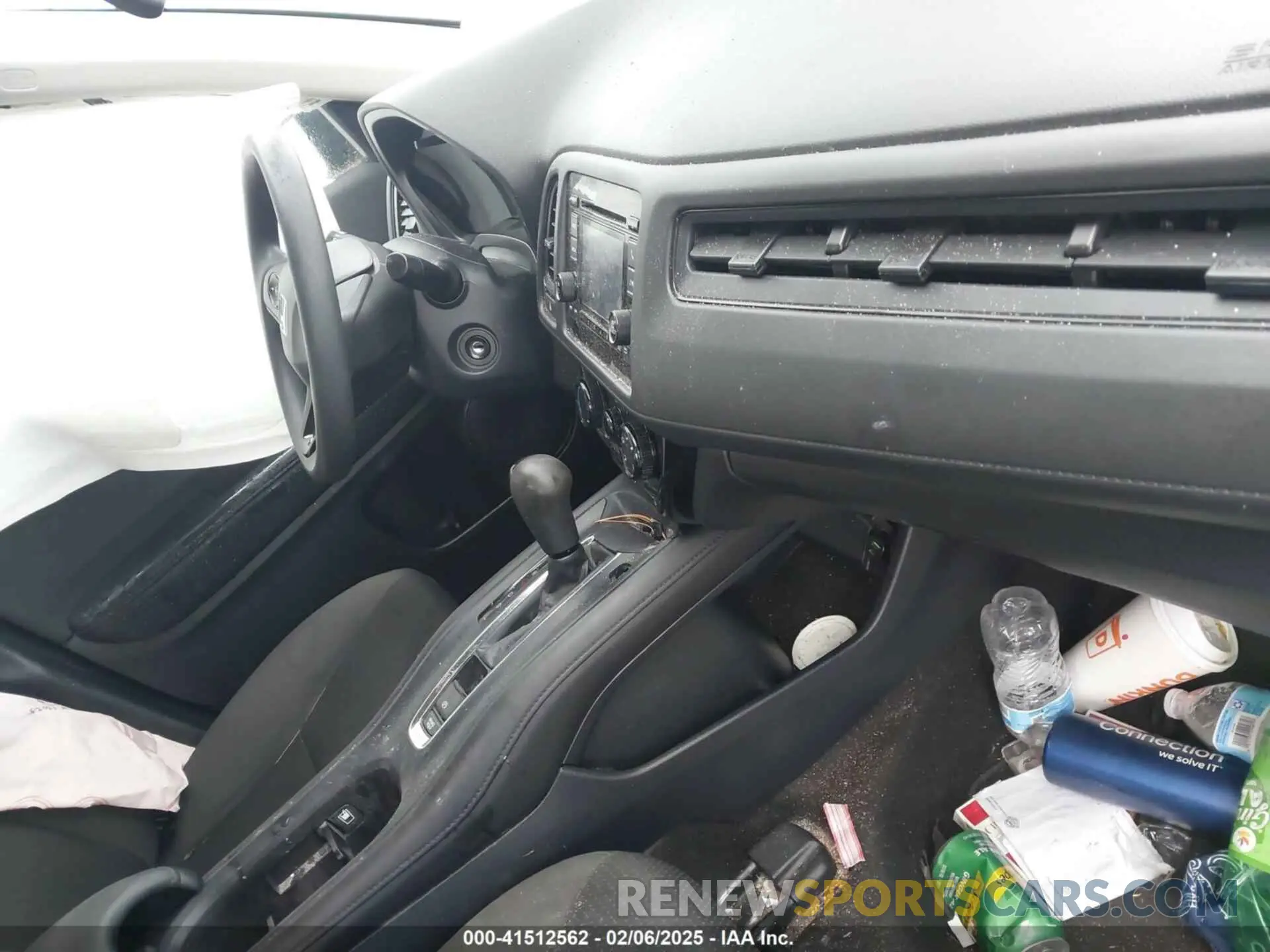 5 Photograph of a damaged car 3CZRU6H32MM747657 HONDA HR-V 2021