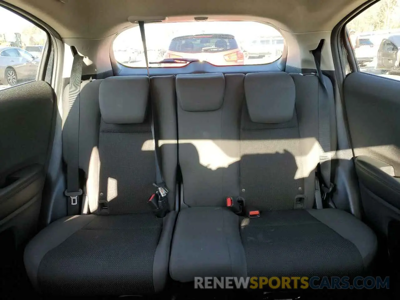 10 Photograph of a damaged car 3CZRU6H32MM754513 HONDA HR-V 2021