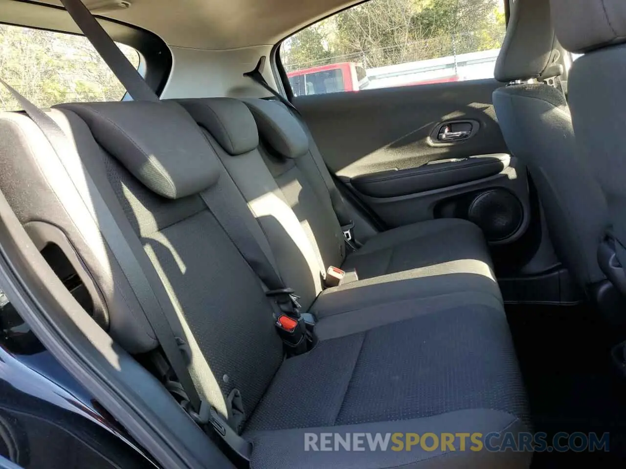 12 Photograph of a damaged car 3CZRU6H32MM754513 HONDA HR-V 2021