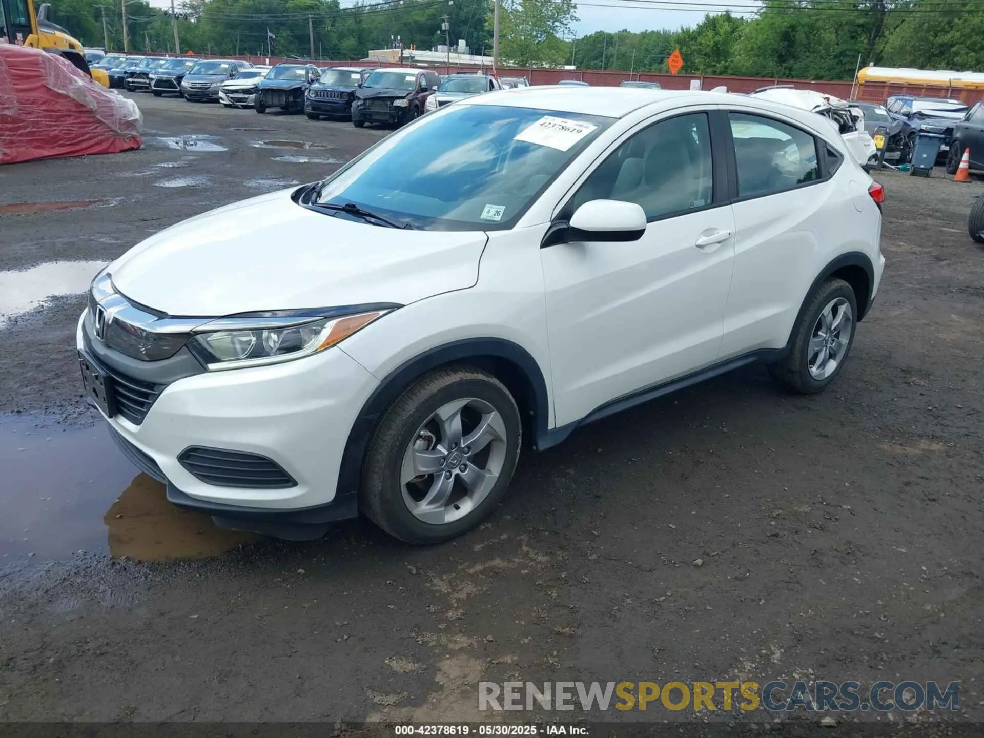 2 Photograph of a damaged car 3CZRU6H33MM713890 HONDA HR-V 2021