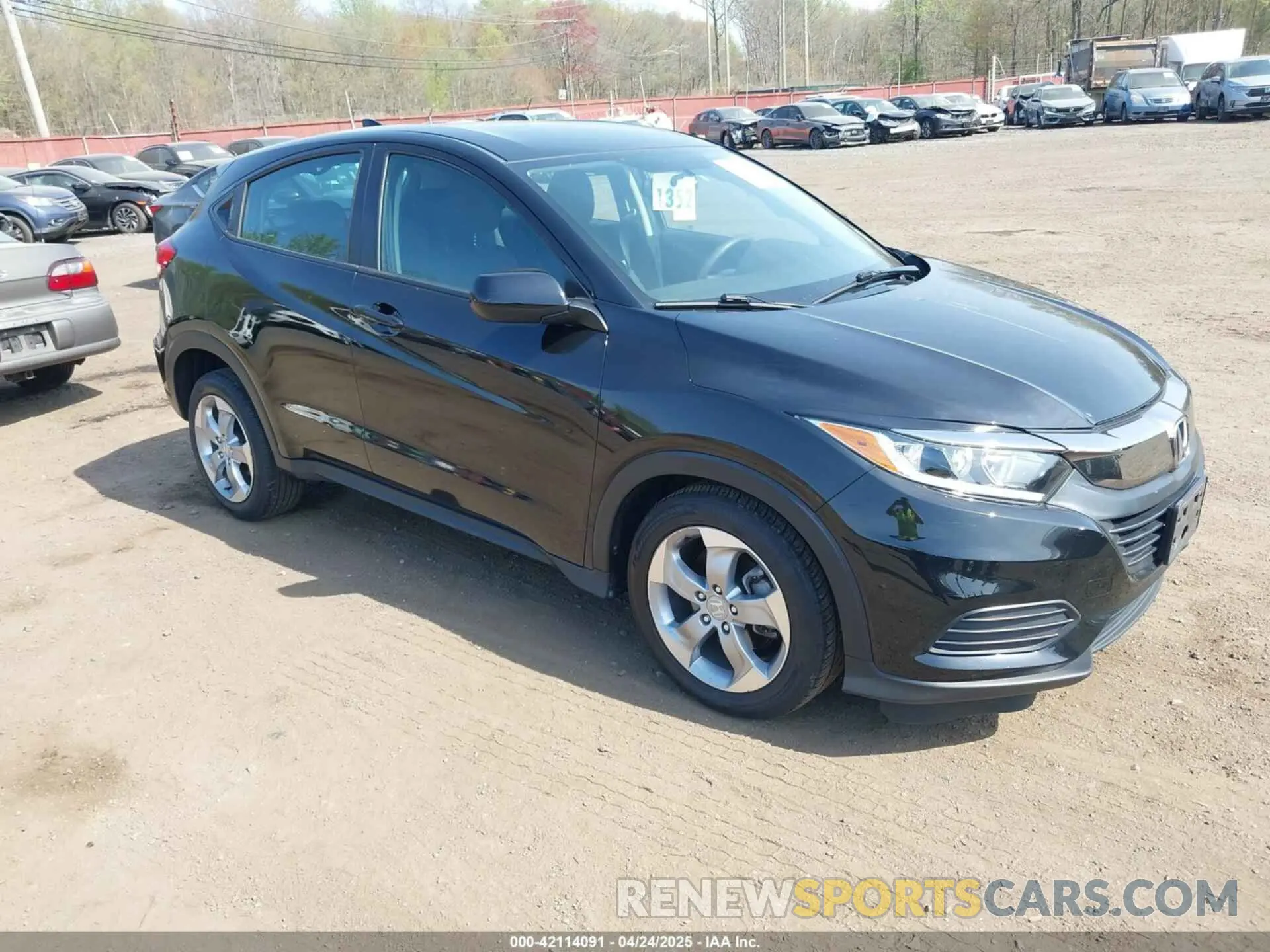 1 Photograph of a damaged car 3CZRU6H33MM723481 HONDA HR-V 2021
