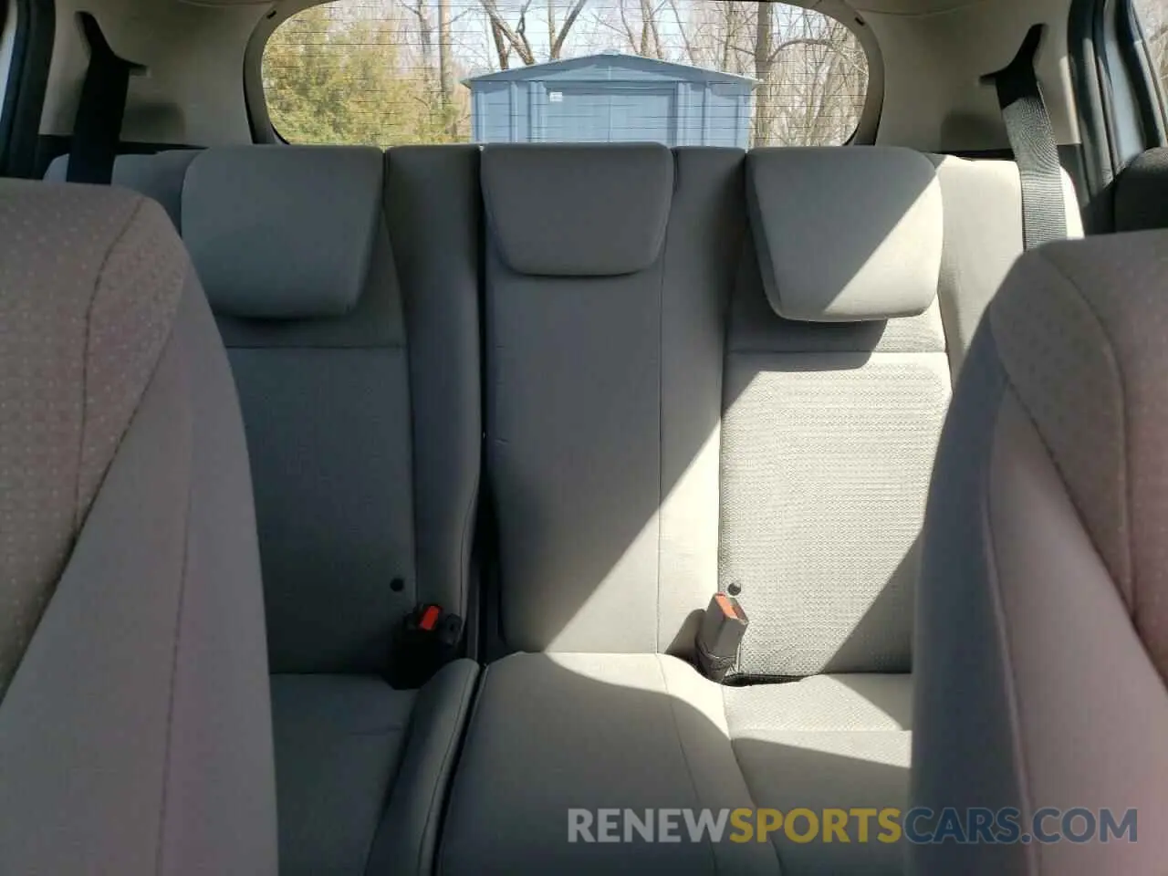 10 Photograph of a damaged car 3CZRU6H33MM726929 HONDA HR-V 2021