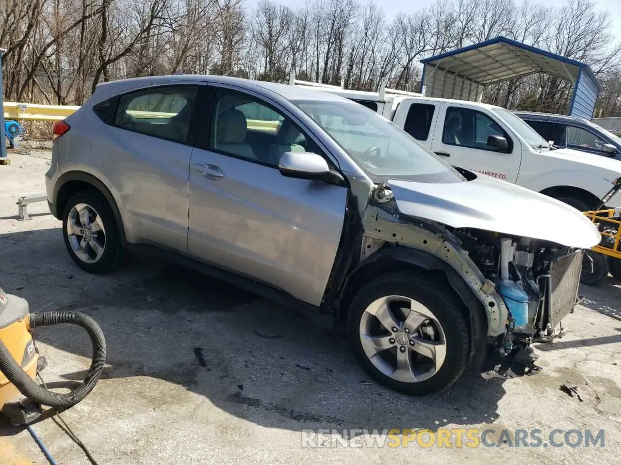 4 Photograph of a damaged car 3CZRU6H33MM726929 HONDA HR-V 2021