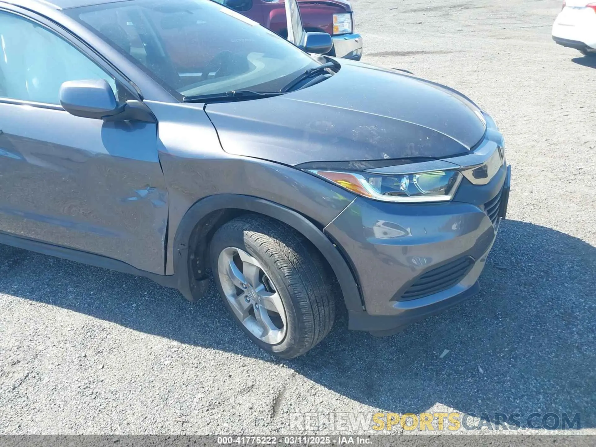 6 Photograph of a damaged car 3CZRU6H33MM731998 HONDA HR-V 2021