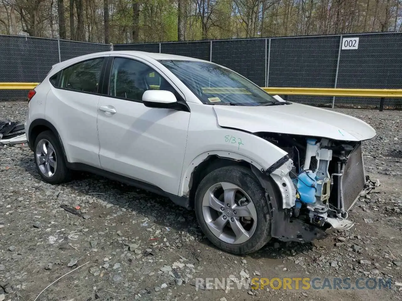 4 Photograph of a damaged car 3CZRU6H33MM734447 HONDA HR-V 2021