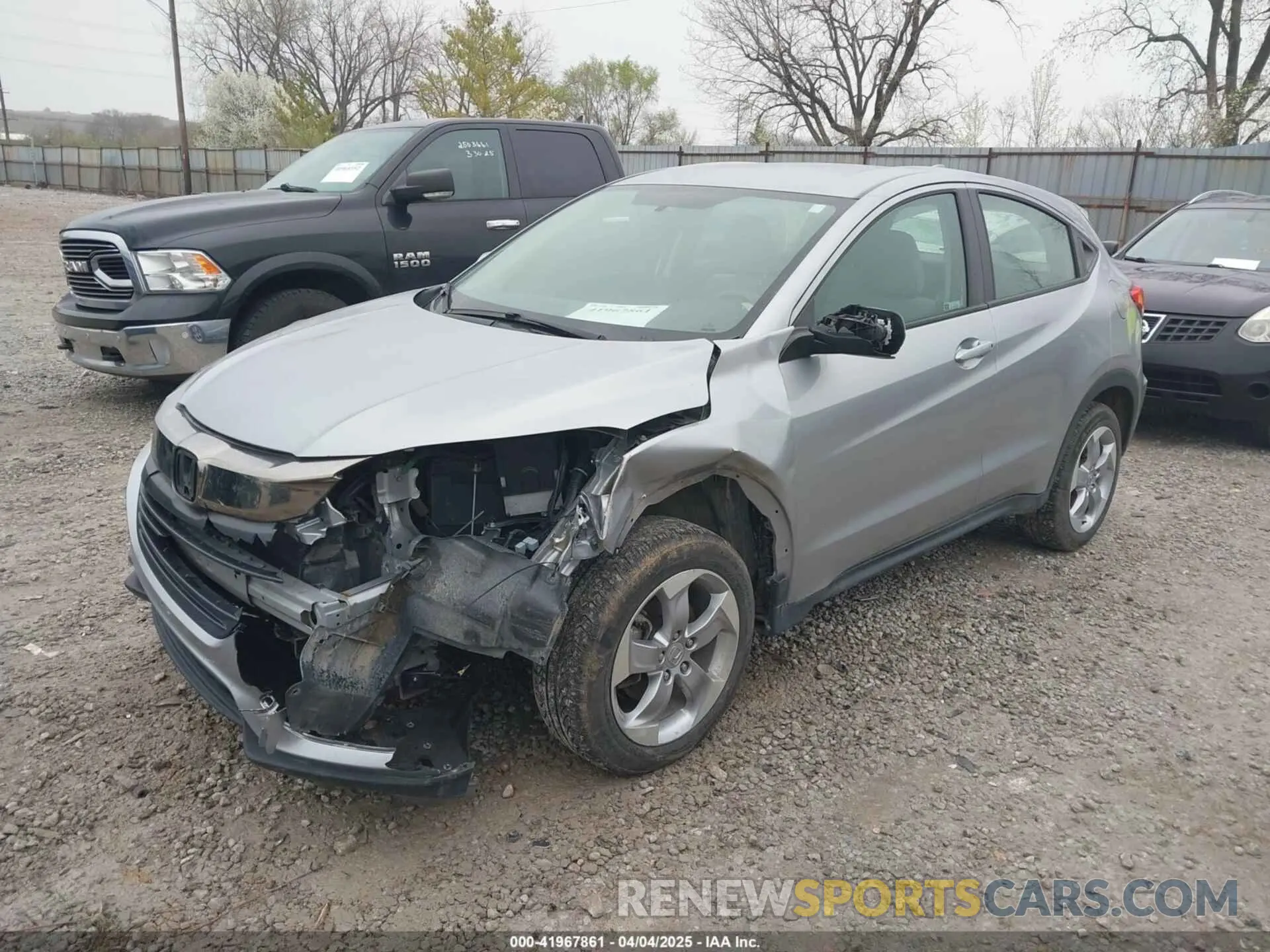 2 Photograph of a damaged car 3CZRU6H33MM743925 HONDA HR-V 2021