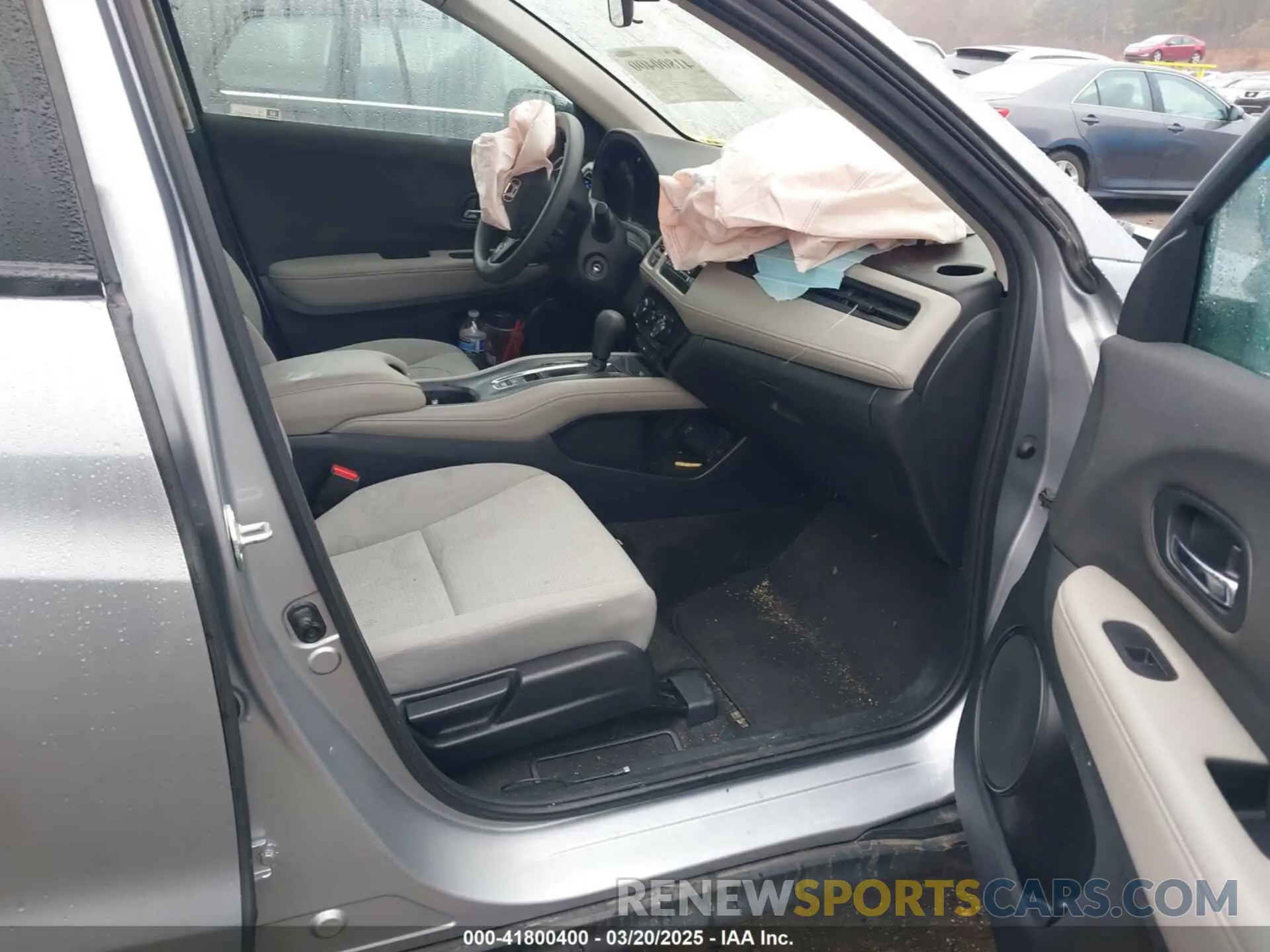 5 Photograph of a damaged car 3CZRU6H33MM753158 HONDA HR-V 2021