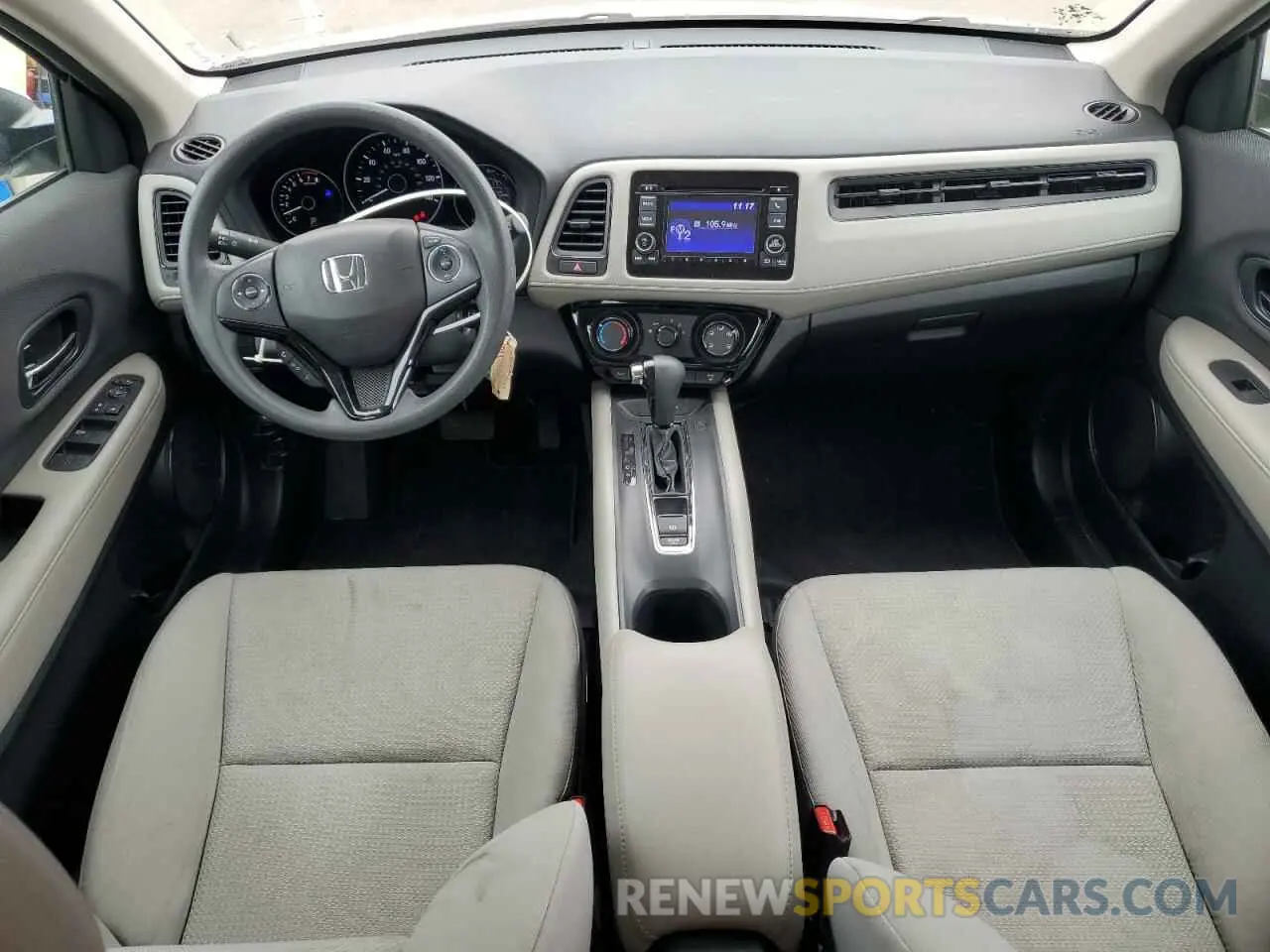 8 Photograph of a damaged car 3CZRU6H35MM754344 HONDA HR-V 2021