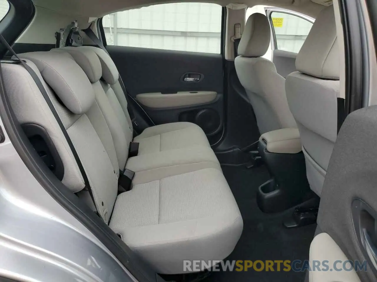 11 Photograph of a damaged car 3CZRU6H36MM716699 HONDA HR-V 2021