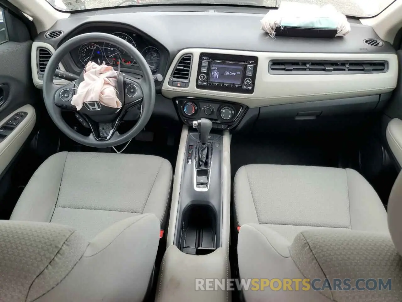 8 Photograph of a damaged car 3CZRU6H36MM716699 HONDA HR-V 2021