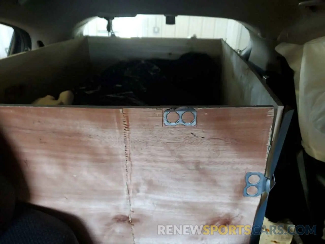 10 Photograph of a damaged car 3CZRU6H36MM738816 HONDA HR-V 2021