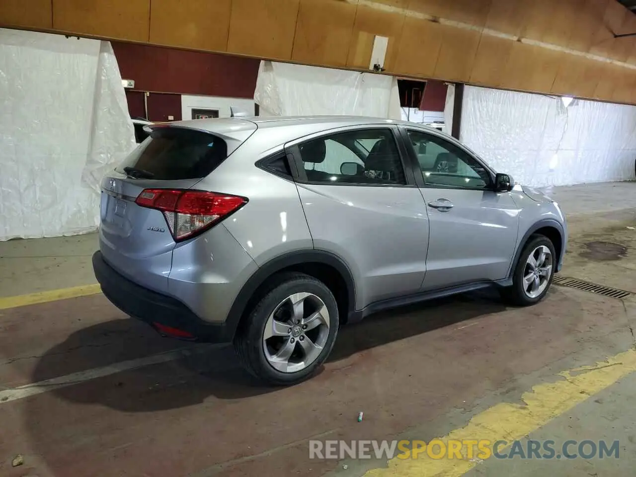 3 Photograph of a damaged car 3CZRU6H36MM739450 HONDA HR-V 2021