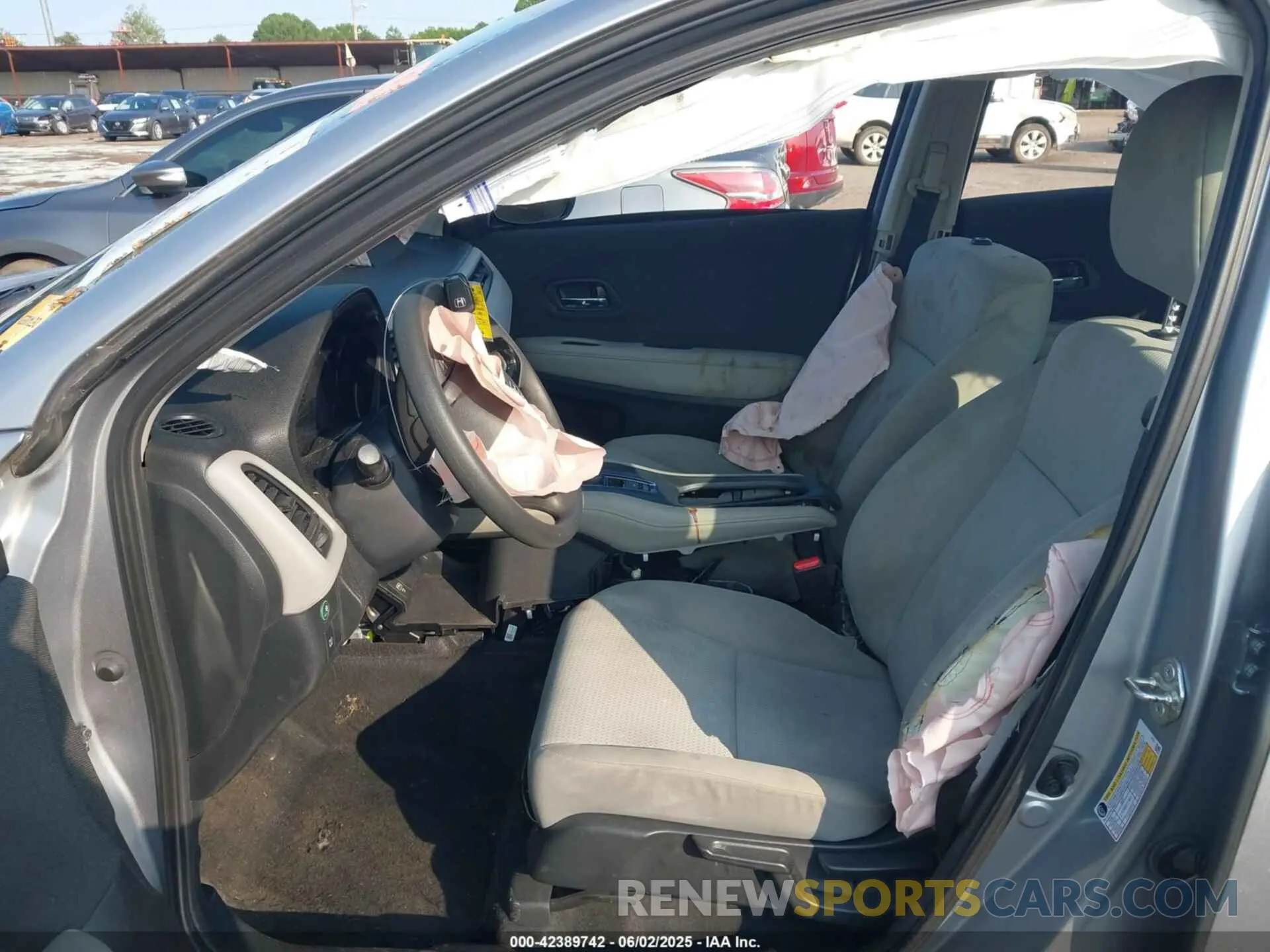 5 Photograph of a damaged car 3CZRU6H36MM739710 HONDA HR-V 2021