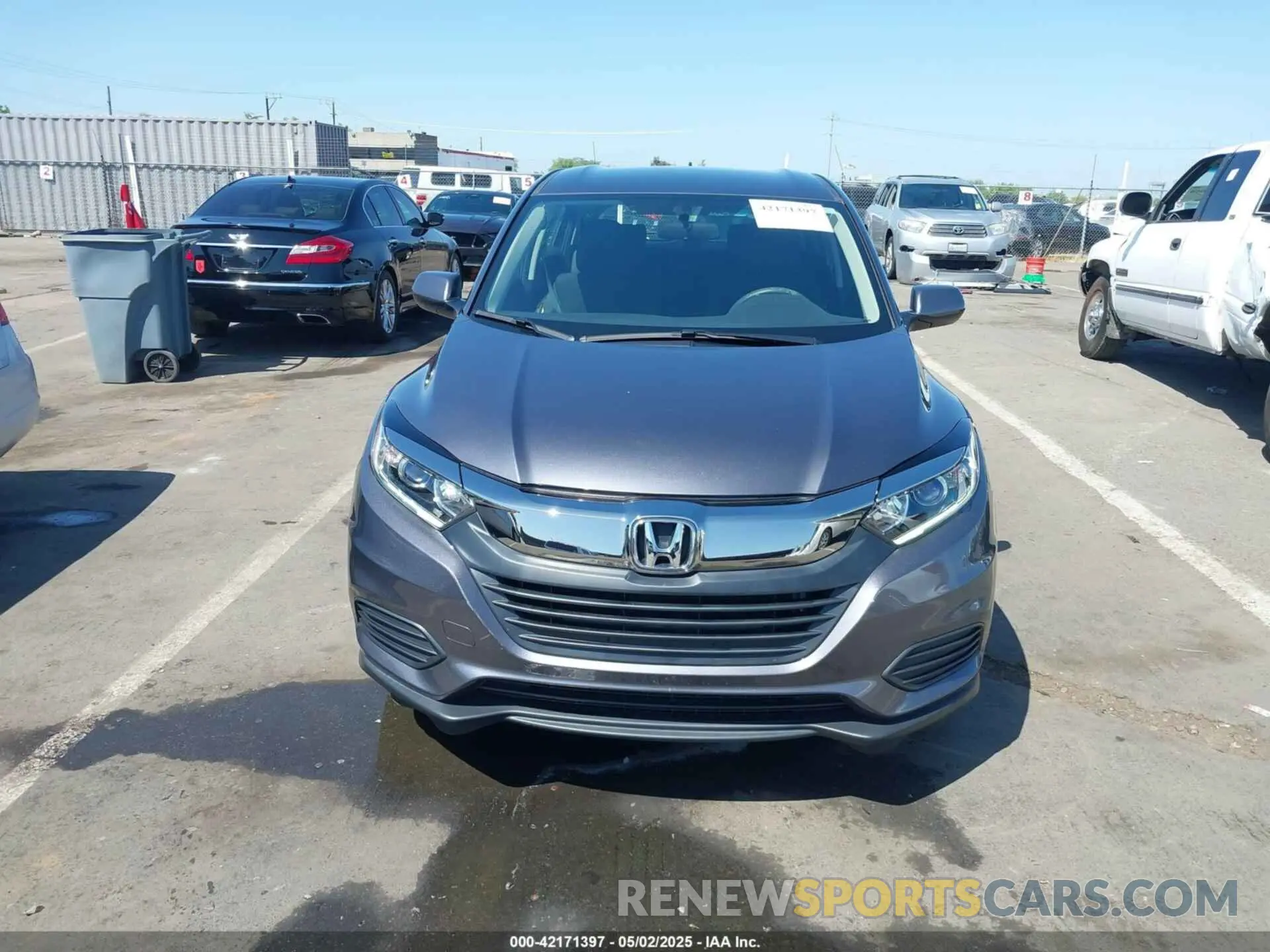 12 Photograph of a damaged car 3CZRU6H37MM713309 HONDA HR-V 2021