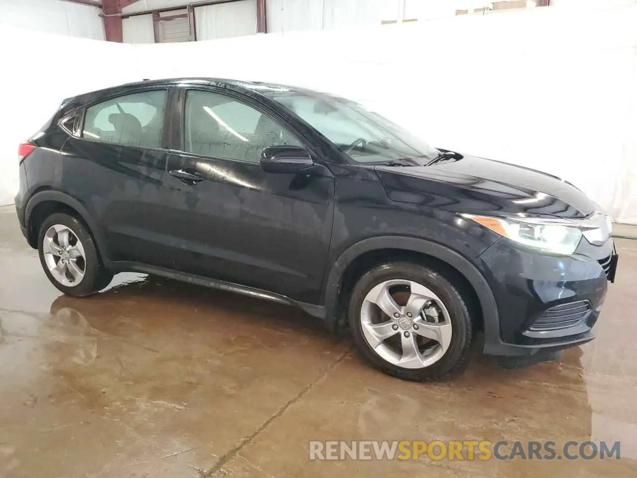 4 Photograph of a damaged car 3CZRU6H39MM712520 HONDA HR-V 2021