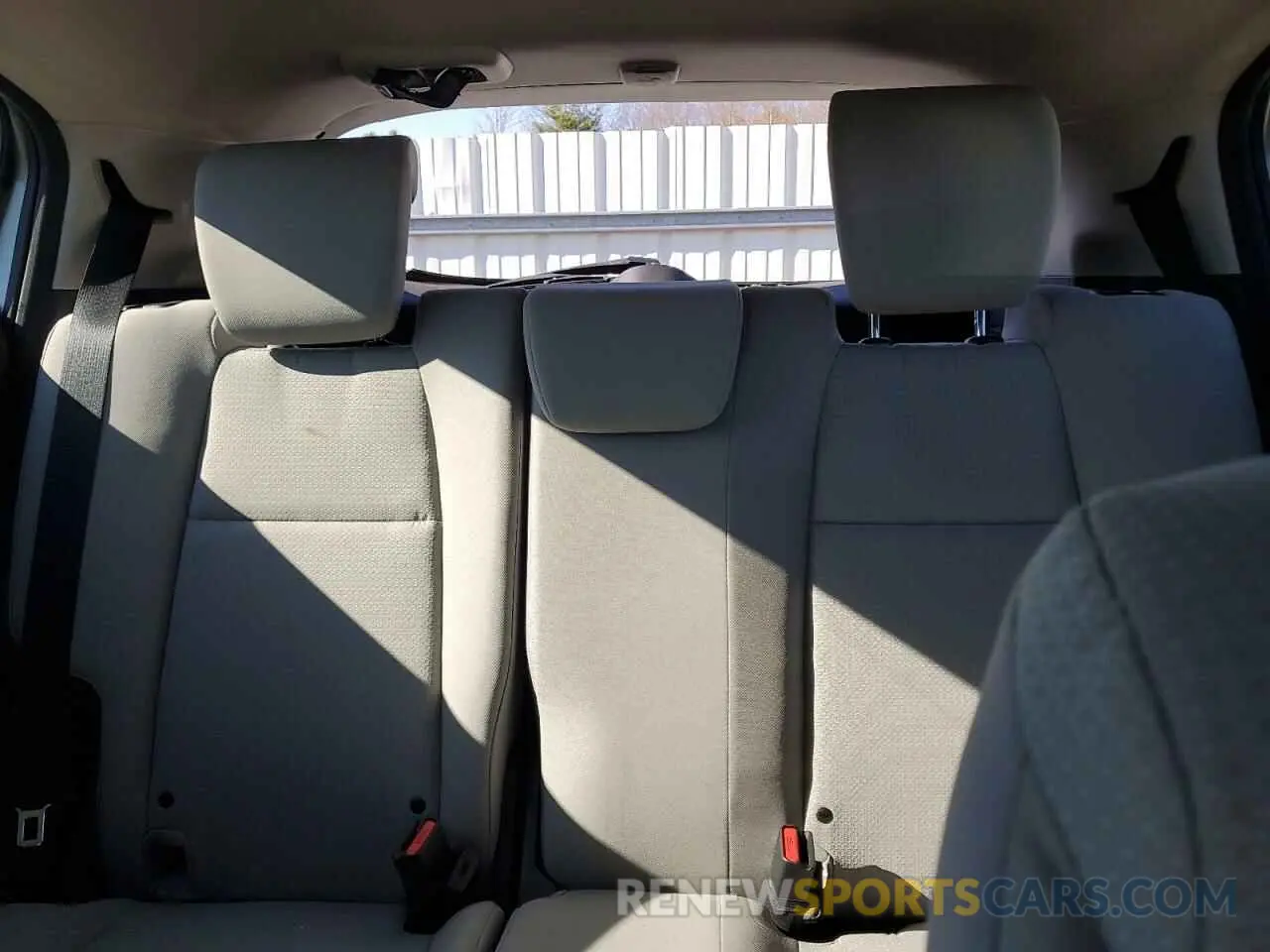 10 Photograph of a damaged car 3CZRU6H39MM723713 HONDA HR-V 2021