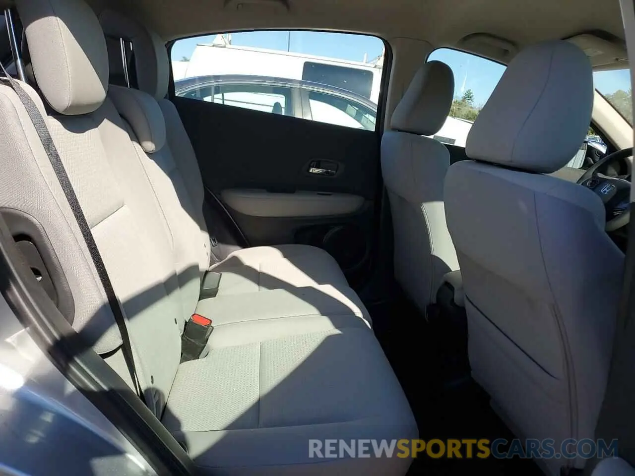 11 Photograph of a damaged car 3CZRU6H39MM723713 HONDA HR-V 2021