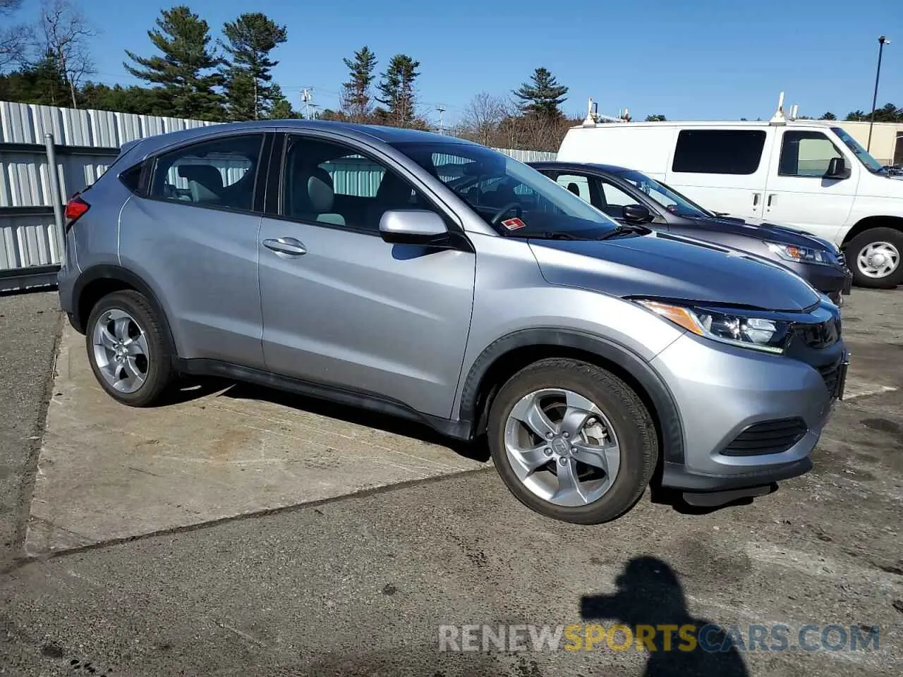 4 Photograph of a damaged car 3CZRU6H39MM723713 HONDA HR-V 2021
