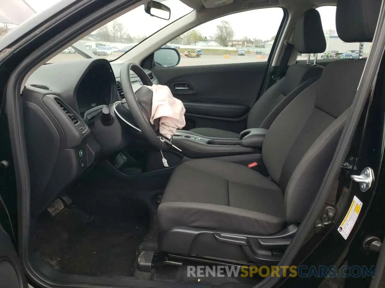 7 Photograph of a damaged car 3CZRU6H39MM732900 HONDA HR-V 2021