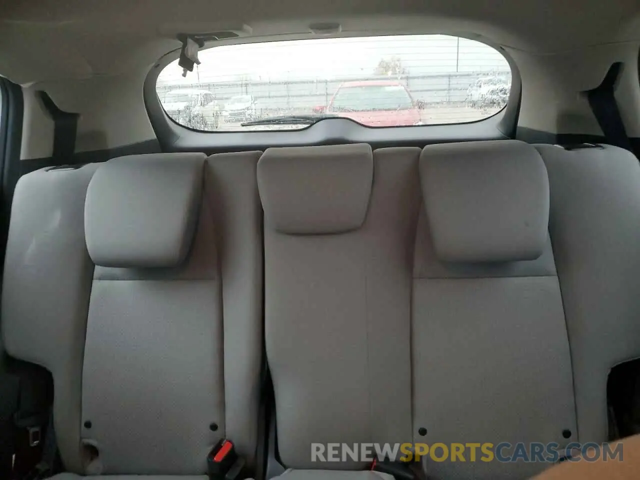10 Photograph of a damaged car 3CZRU6H39MM737725 HONDA HR-V 2021