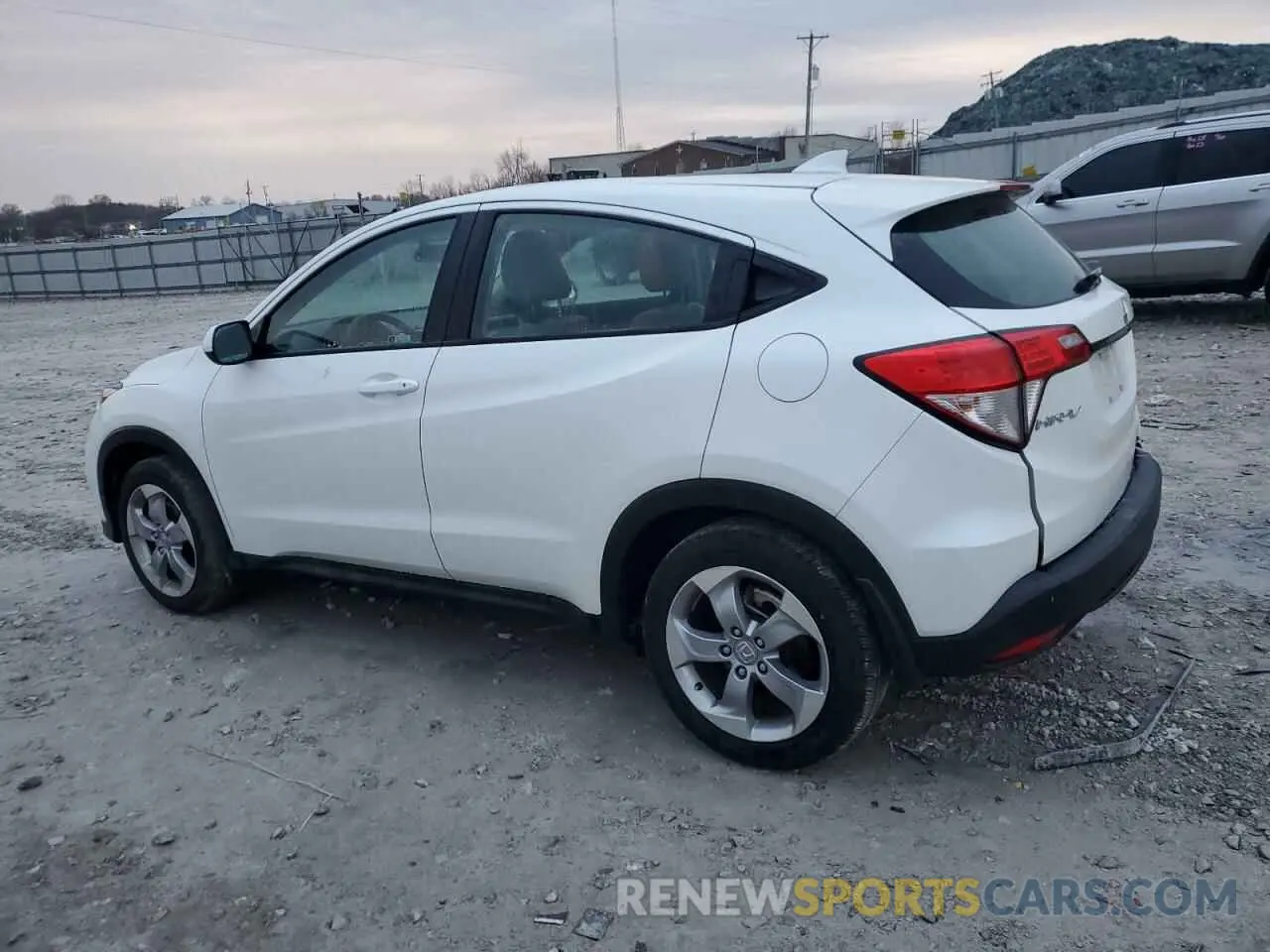 2 Photograph of a damaged car 3CZRU6H39MM737725 HONDA HR-V 2021