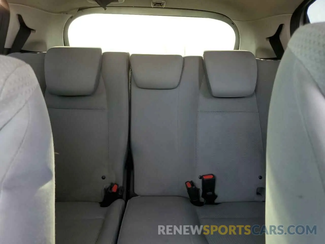 10 Photograph of a damaged car 3CZRU6H3XMM701090 HONDA HR-V 2021