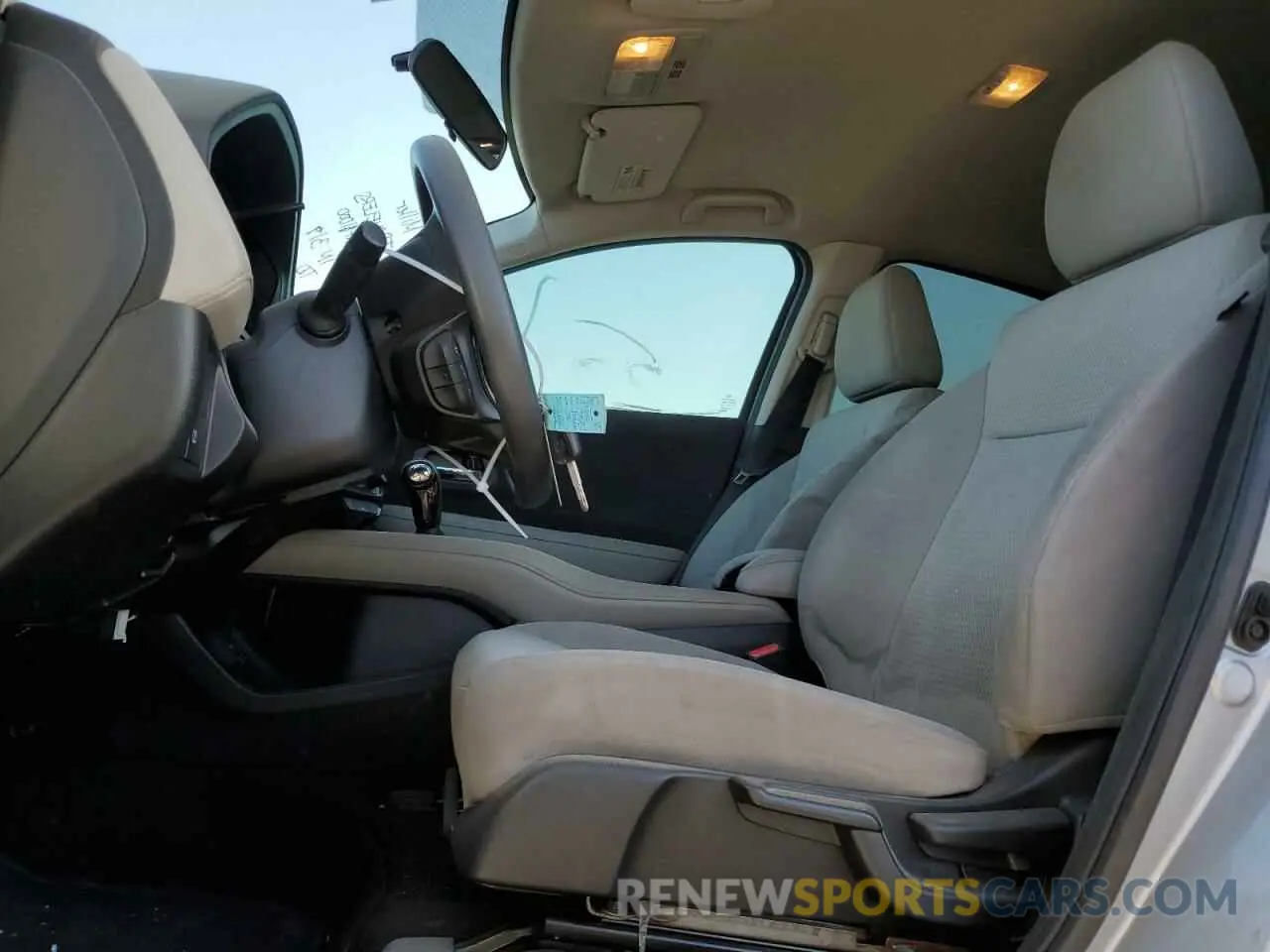 7 Photograph of a damaged car 3CZRU6H3XMM701090 HONDA HR-V 2021