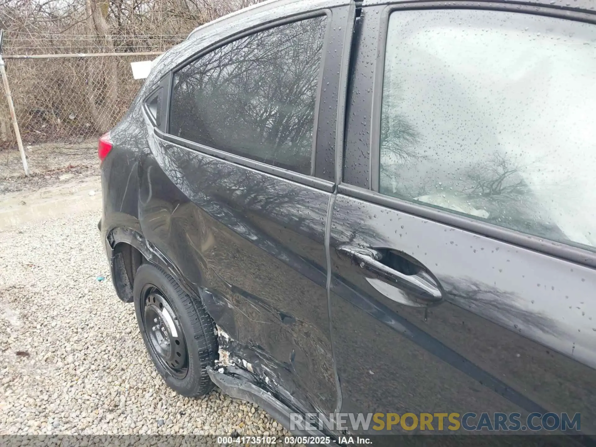 20 Photograph of a damaged car 3CZRU6H50MM717686 HONDA HR-V 2021