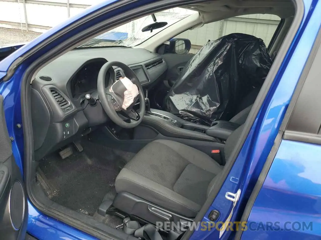 7 Photograph of a damaged car 3CZRU6H50MM733628 HONDA HR-V 2021