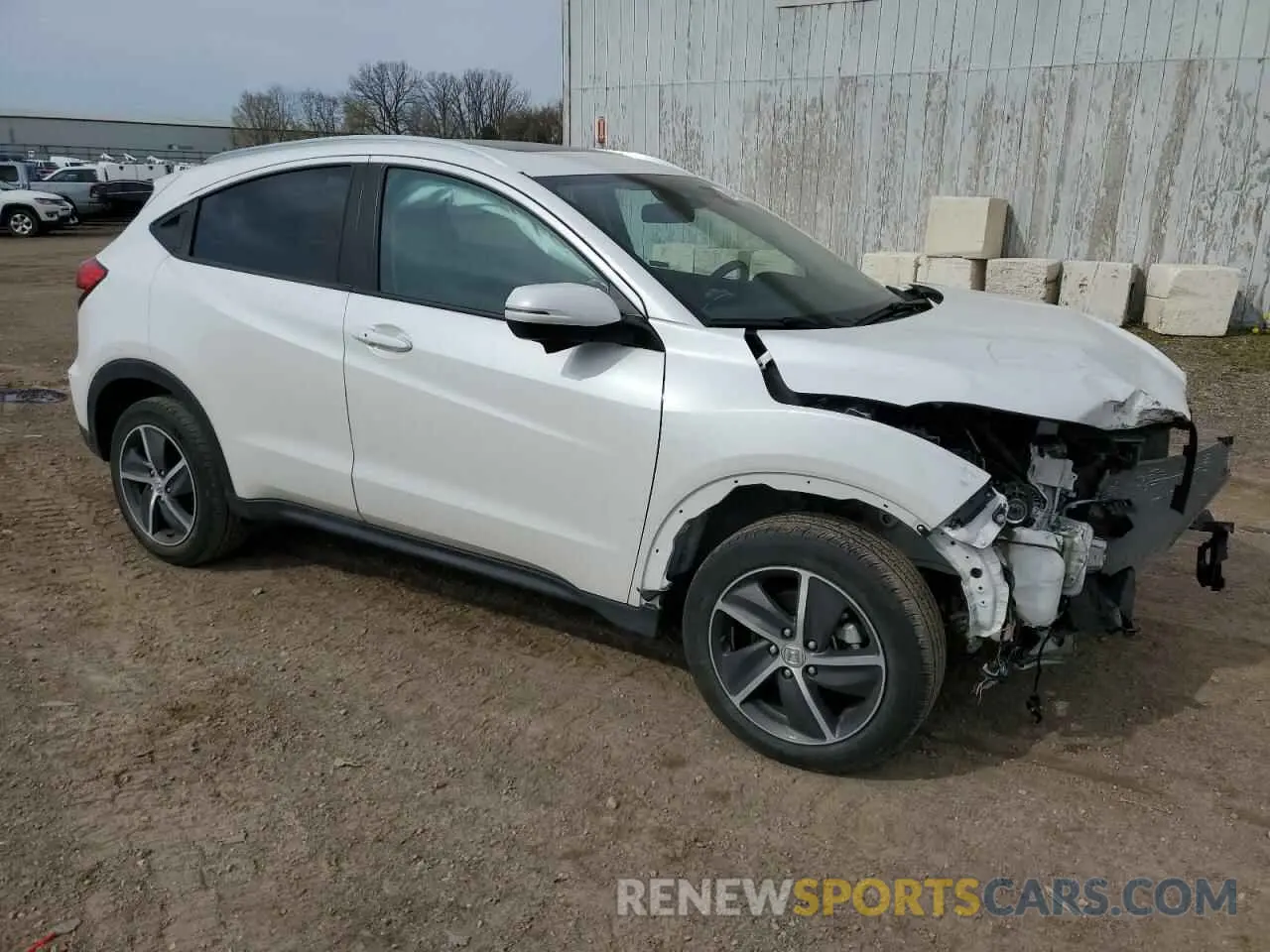 4 Photograph of a damaged car 3CZRU6H51MM704008 HONDA HR-V 2021