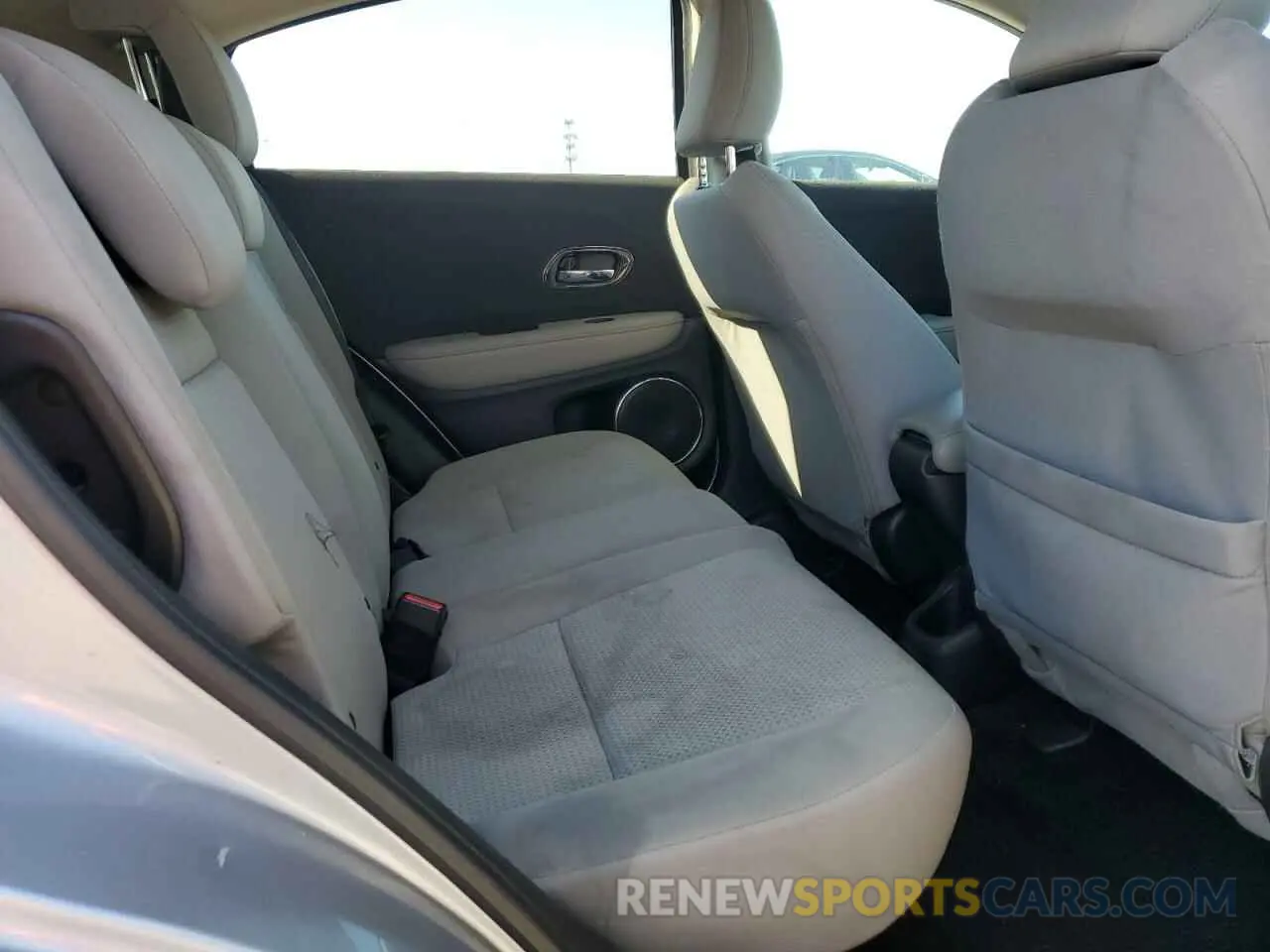 10 Photograph of a damaged car 3CZRU6H51MM706146 HONDA HR-V 2021