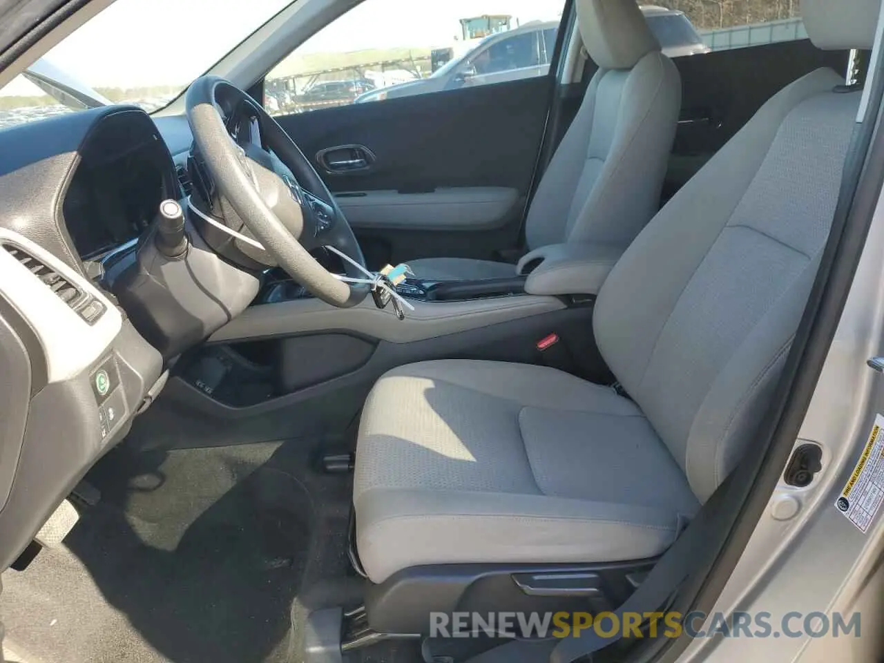 7 Photograph of a damaged car 3CZRU6H51MM706146 HONDA HR-V 2021