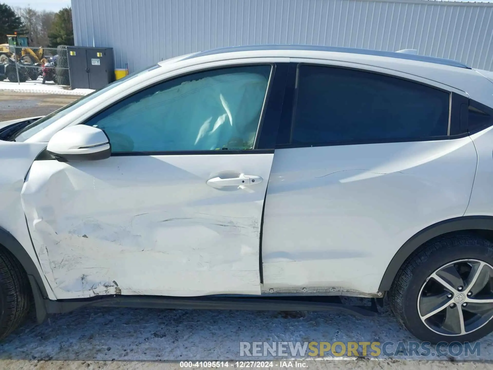 14 Photograph of a damaged car 3CZRU6H51MM720287 HONDA HR-V 2021