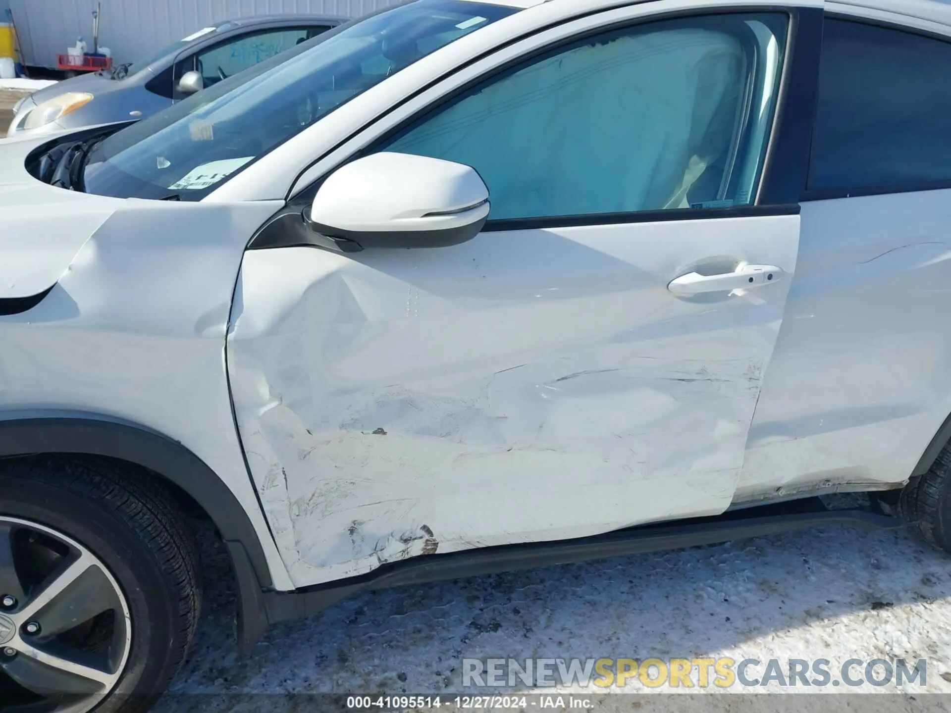 6 Photograph of a damaged car 3CZRU6H51MM720287 HONDA HR-V 2021