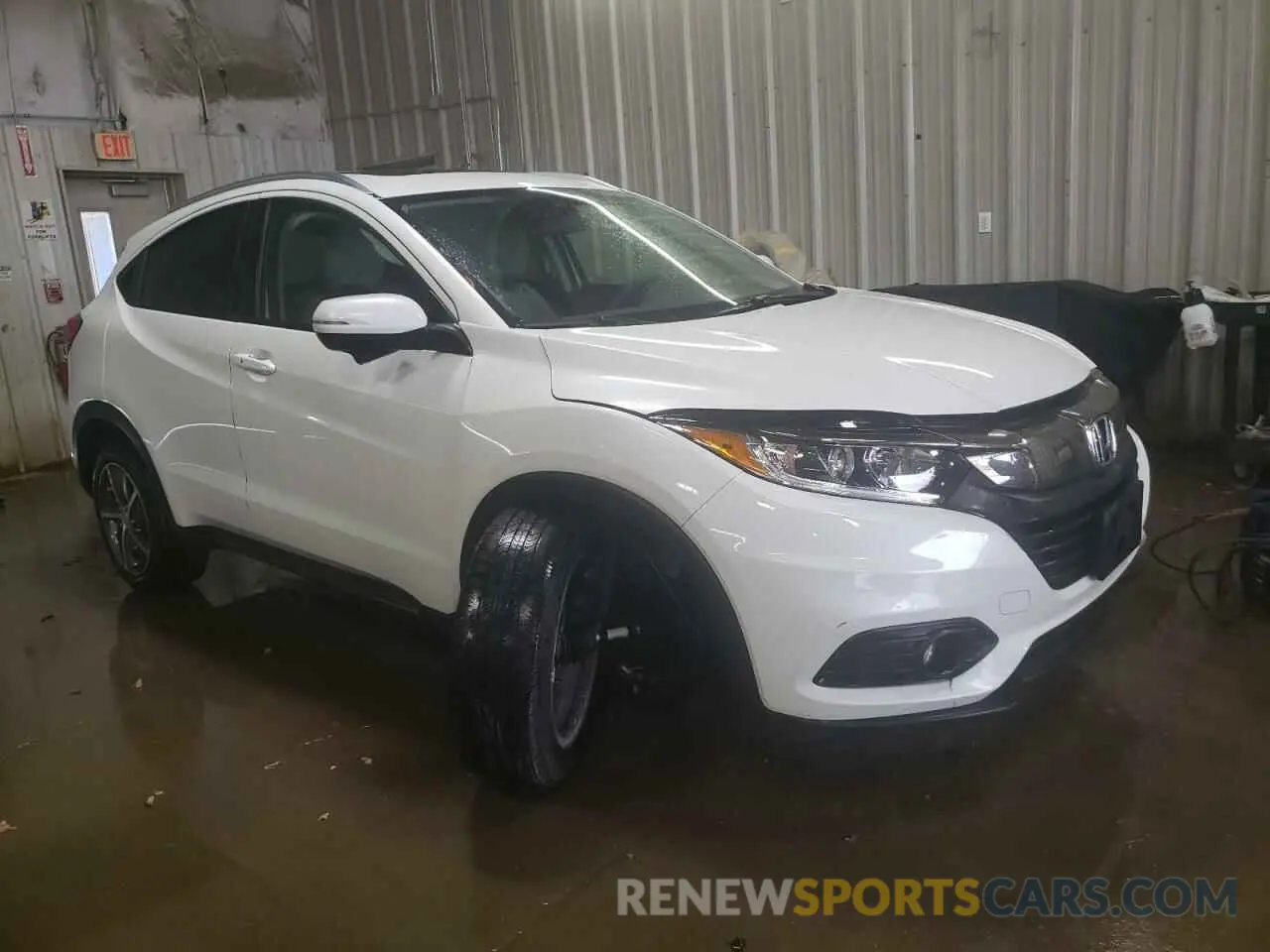 4 Photograph of a damaged car 3CZRU6H51MM743021 HONDA HR-V 2021