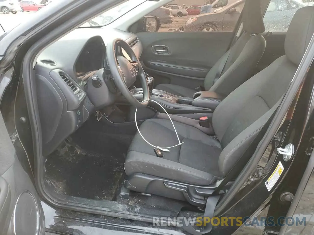 7 Photograph of a damaged car 3CZRU6H52MM726843 HONDA HR-V 2021
