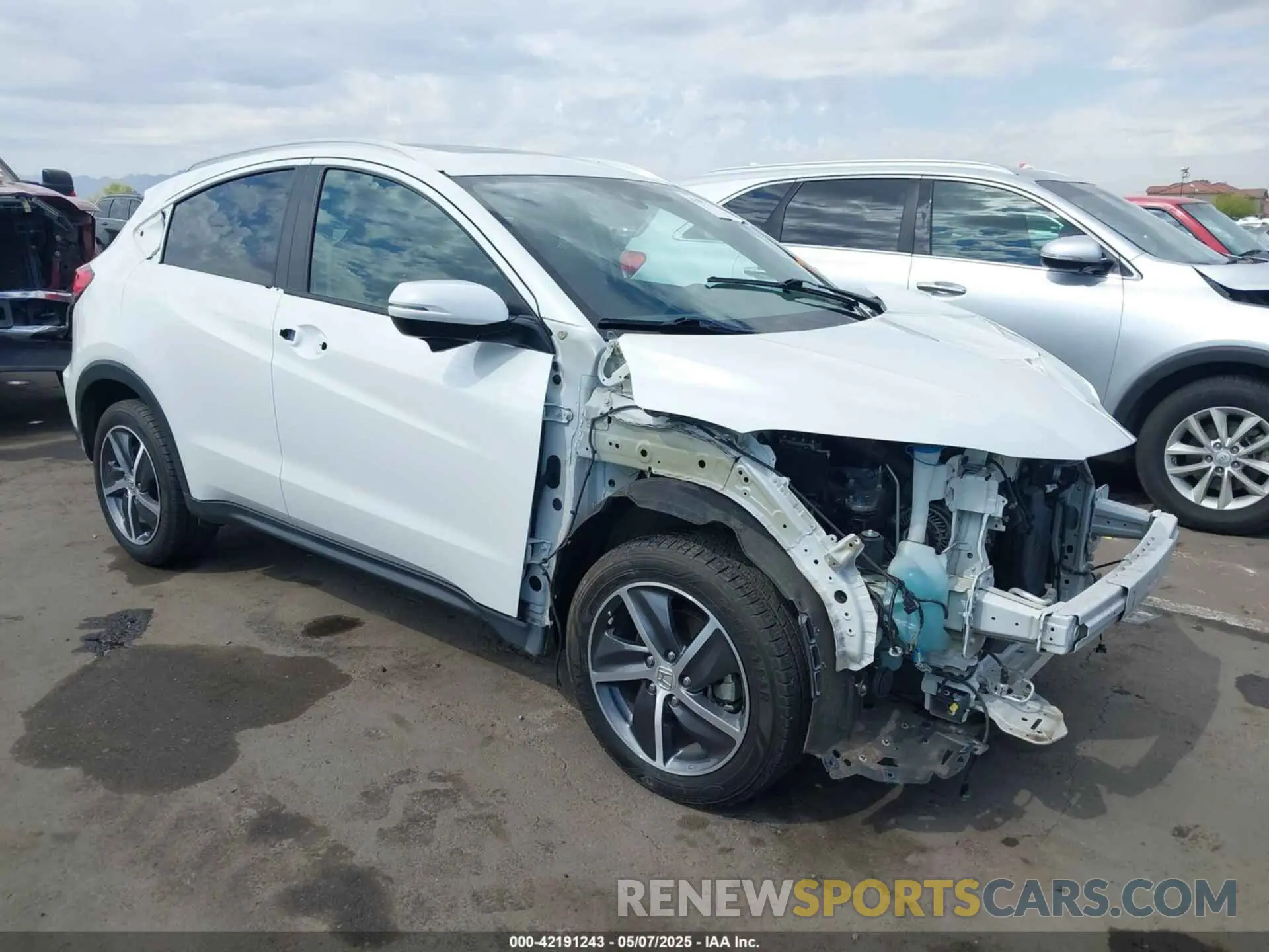1 Photograph of a damaged car 3CZRU6H52MM752388 HONDA HR-V 2021