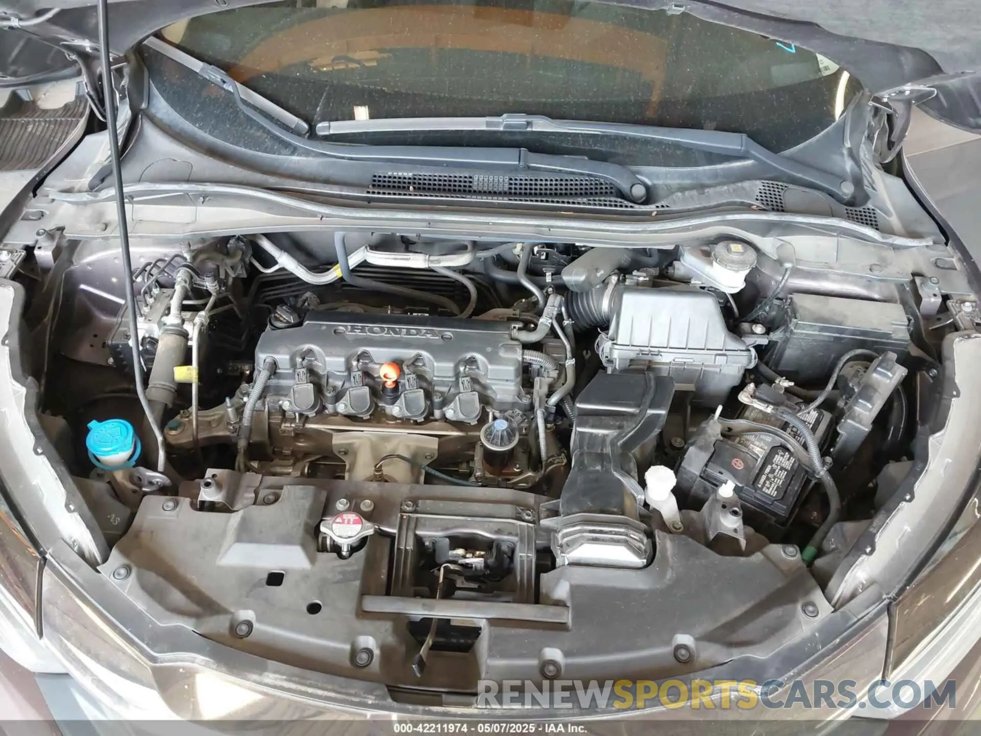 10 Photograph of a damaged car 3CZRU6H53MM740279 HONDA HR-V 2021