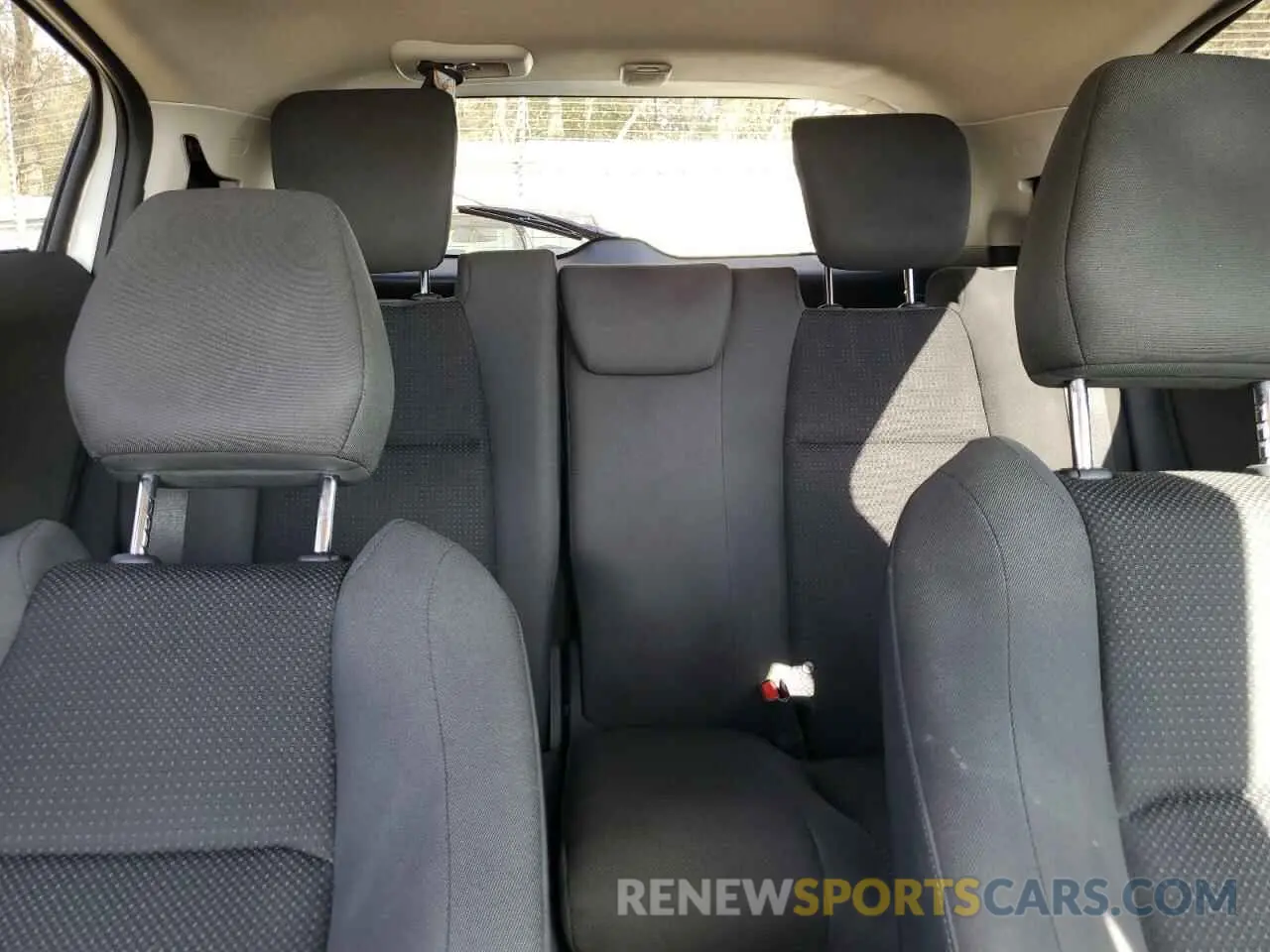 10 Photograph of a damaged car 3CZRU6H53MM752237 HONDA HR-V 2021