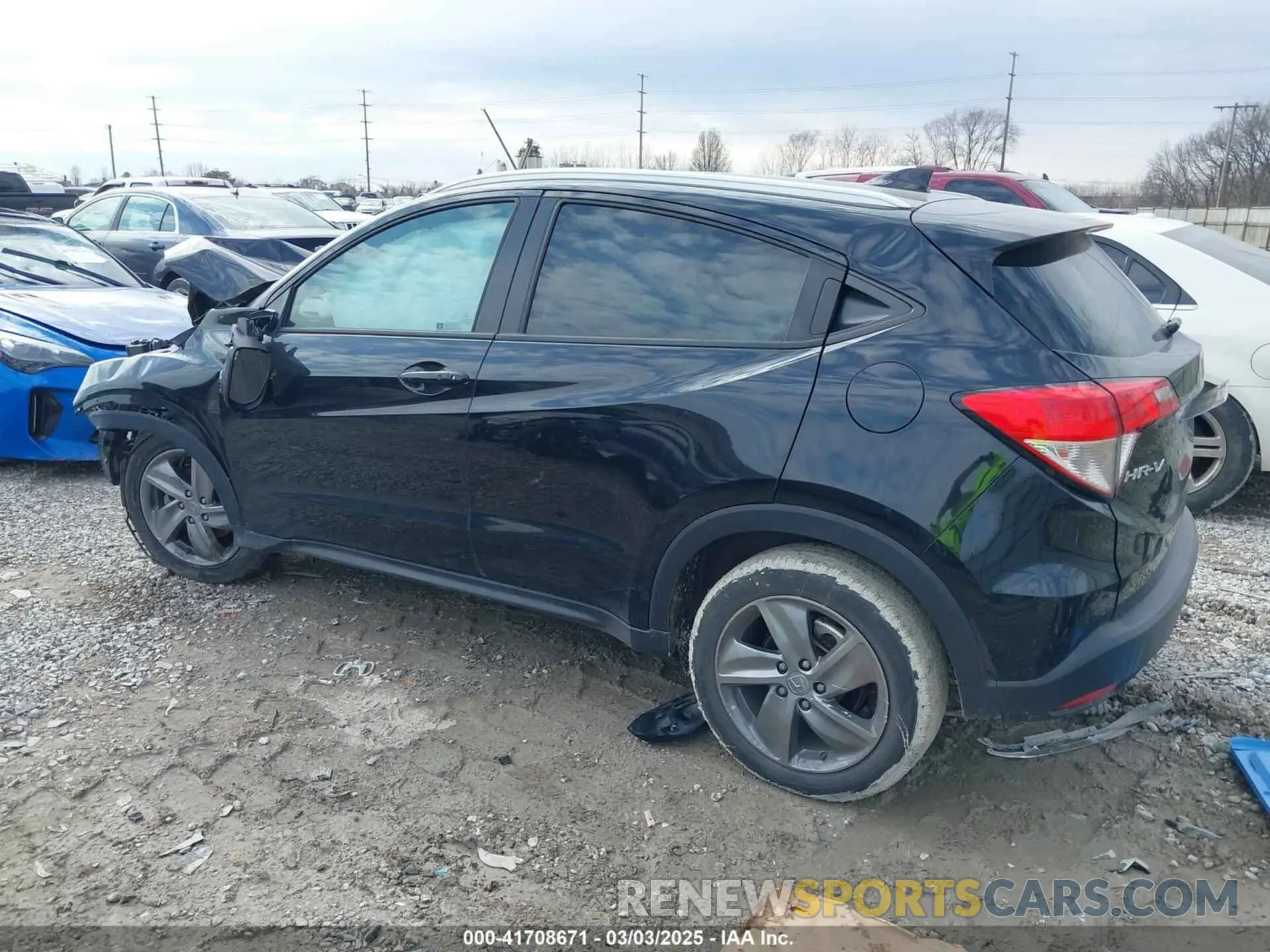 14 Photograph of a damaged car 3CZRU6H53MM754876 HONDA HR-V 2021