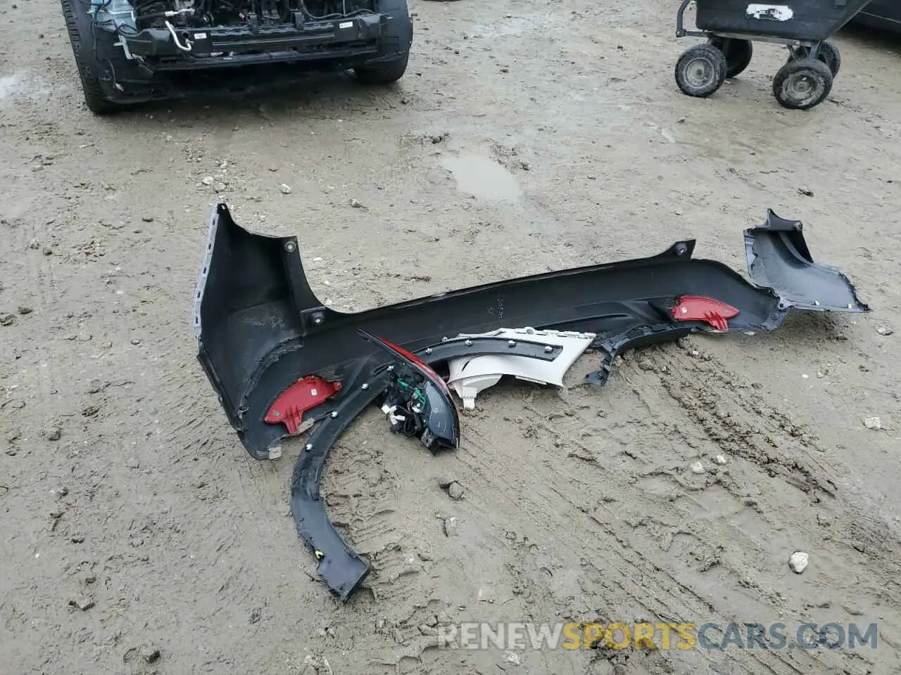 13 Photograph of a damaged car 3CZRU6H54MM700860 HONDA HR-V 2021