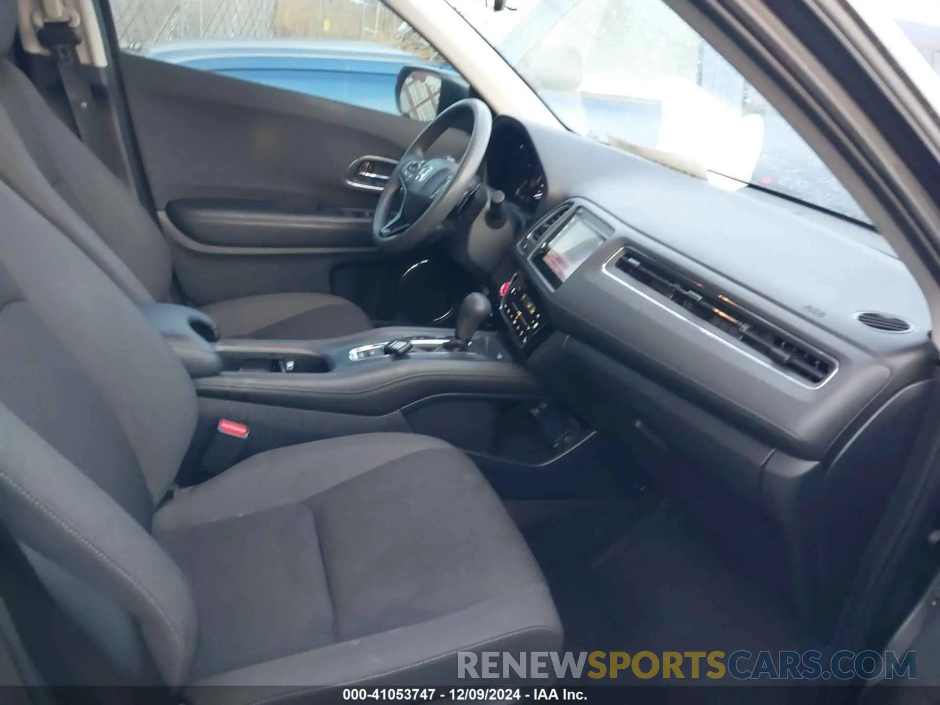 5 Photograph of a damaged car 3CZRU6H54MM713995 HONDA HR-V 2021