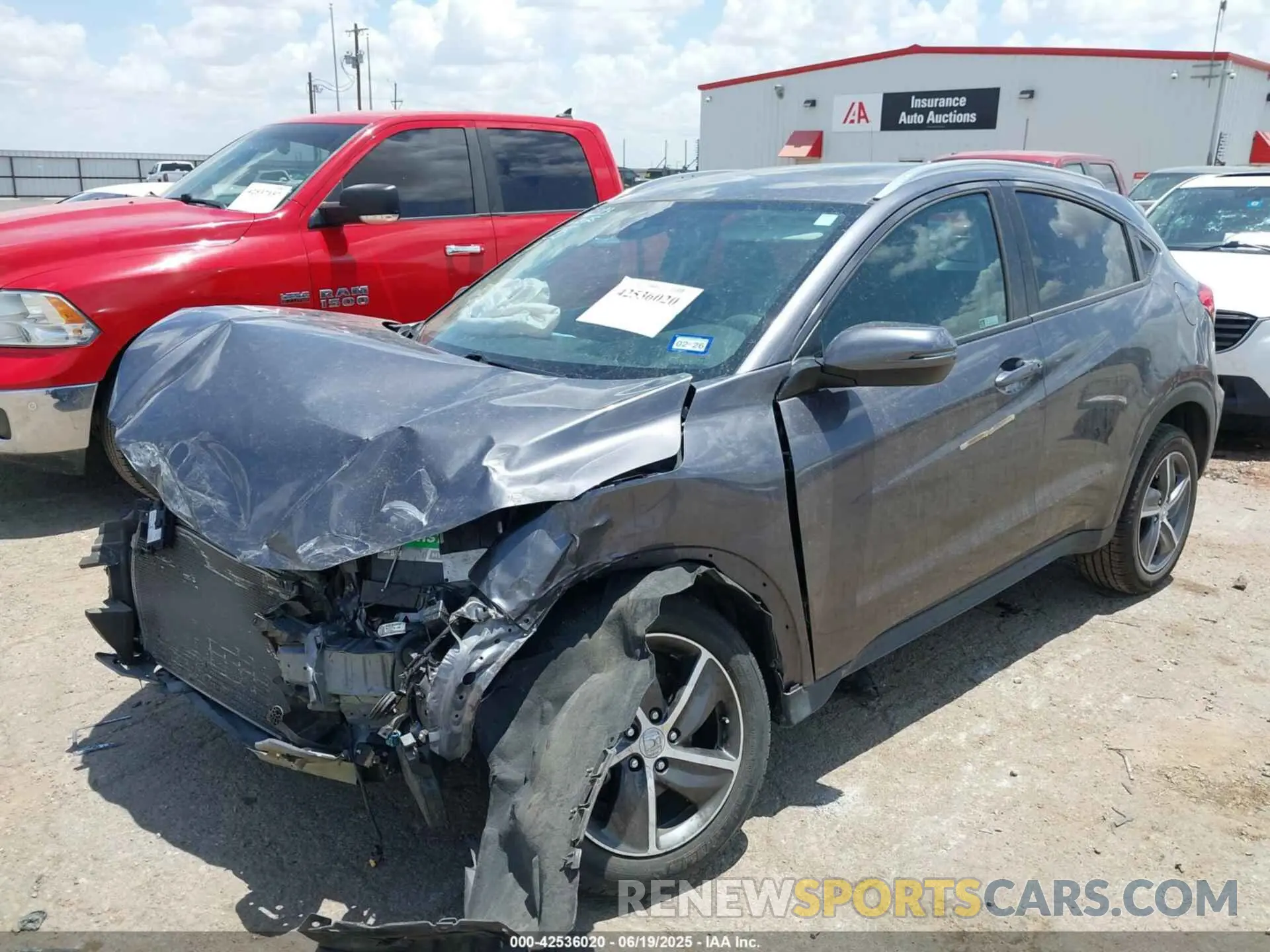 2 Photograph of a damaged car 3CZRU6H54MM752375 HONDA HR-V 2021